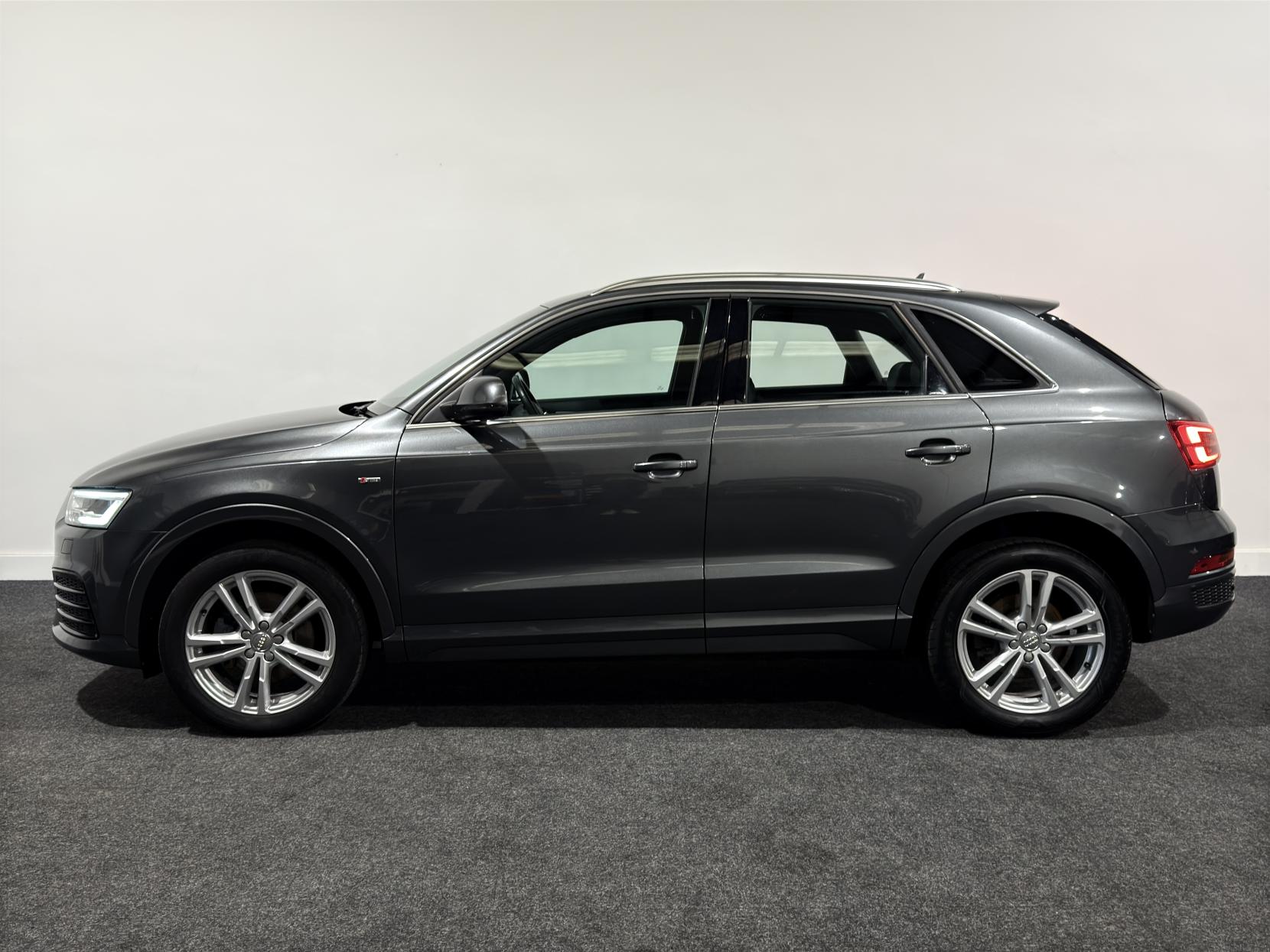 Audi Q3 1.4 TFSI CoD S line SUV 5dr Petrol Manual Euro 6 (s/s) (150 ps)