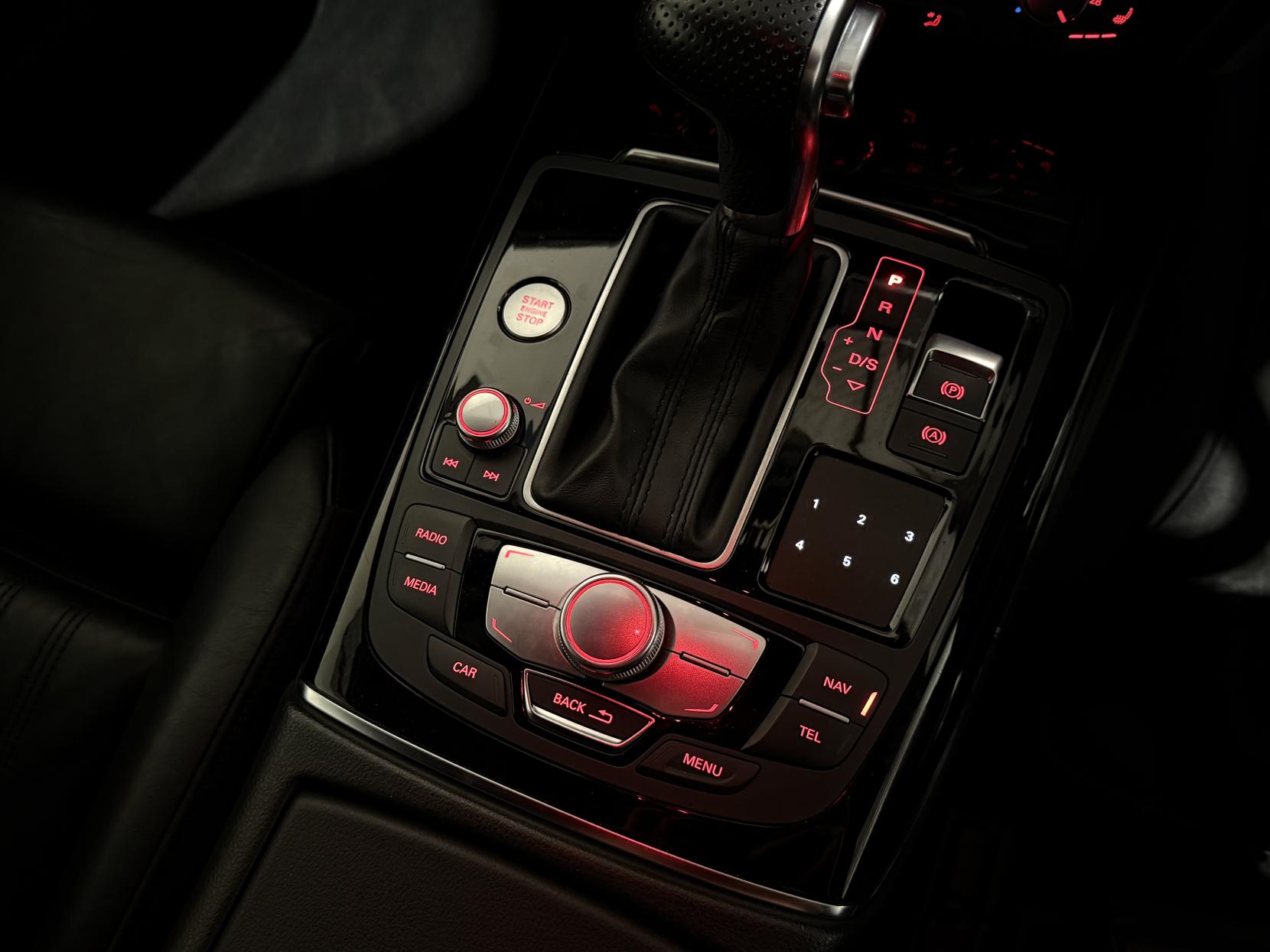 Audi A6 Saloon 2.0 TDI ultra Black Edition Saloon 4dr Diesel S Tronic Euro 6 (s/s) (190 ps)