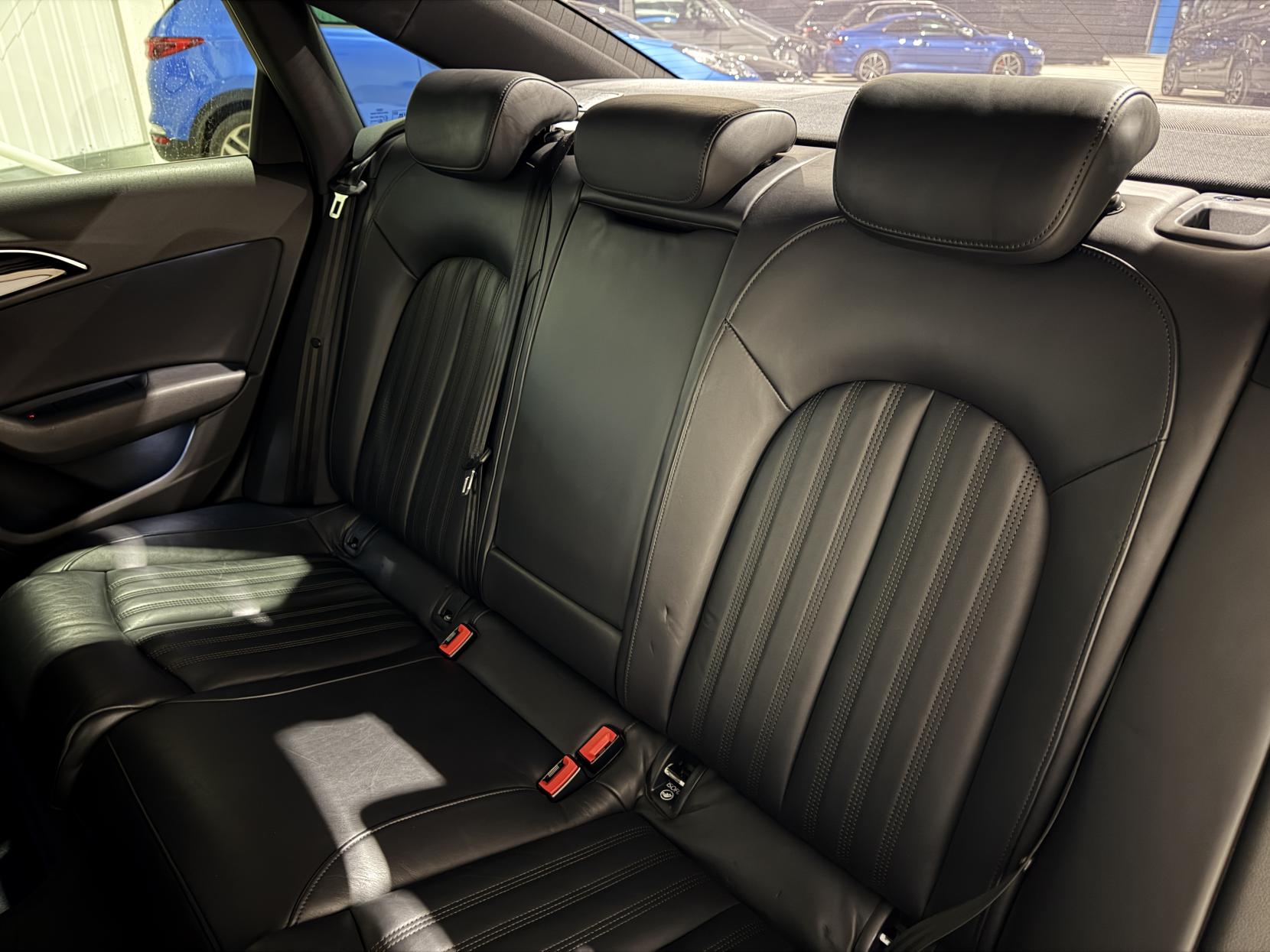 Audi A6 Saloon 2.0 TDI ultra Black Edition Saloon 4dr Diesel S Tronic Euro 6 (s/s) (190 ps)