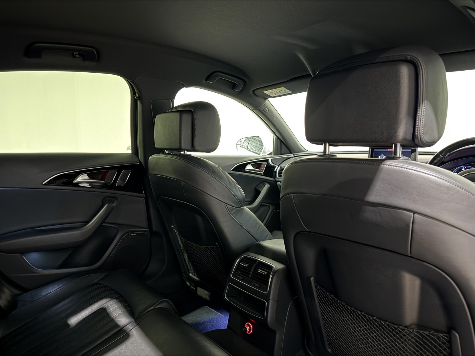 Audi A6 Saloon 2.0 TDI ultra Black Edition Saloon 4dr Diesel S Tronic Euro 6 (s/s) (190 ps)