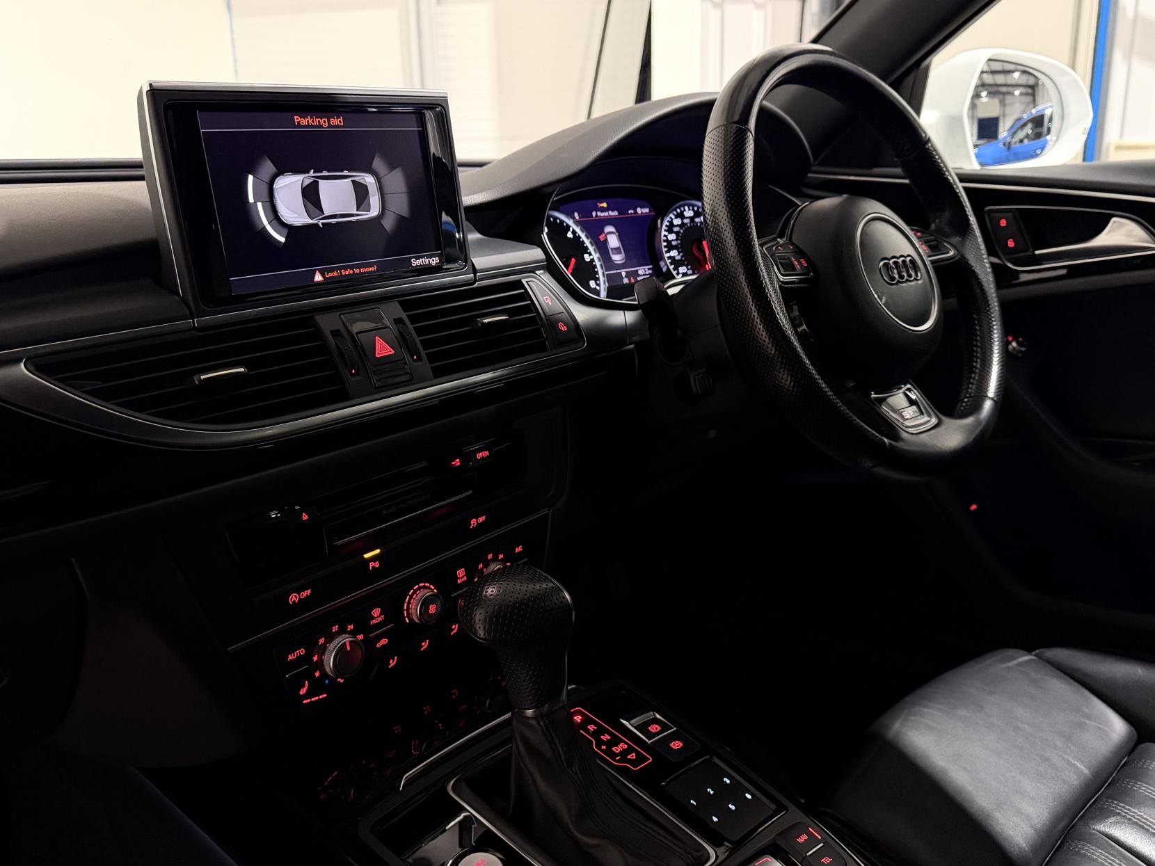 Audi A6 Saloon 2.0 TDI ultra Black Edition Saloon 4dr Diesel S Tronic Euro 6 (s/s) (190 ps)