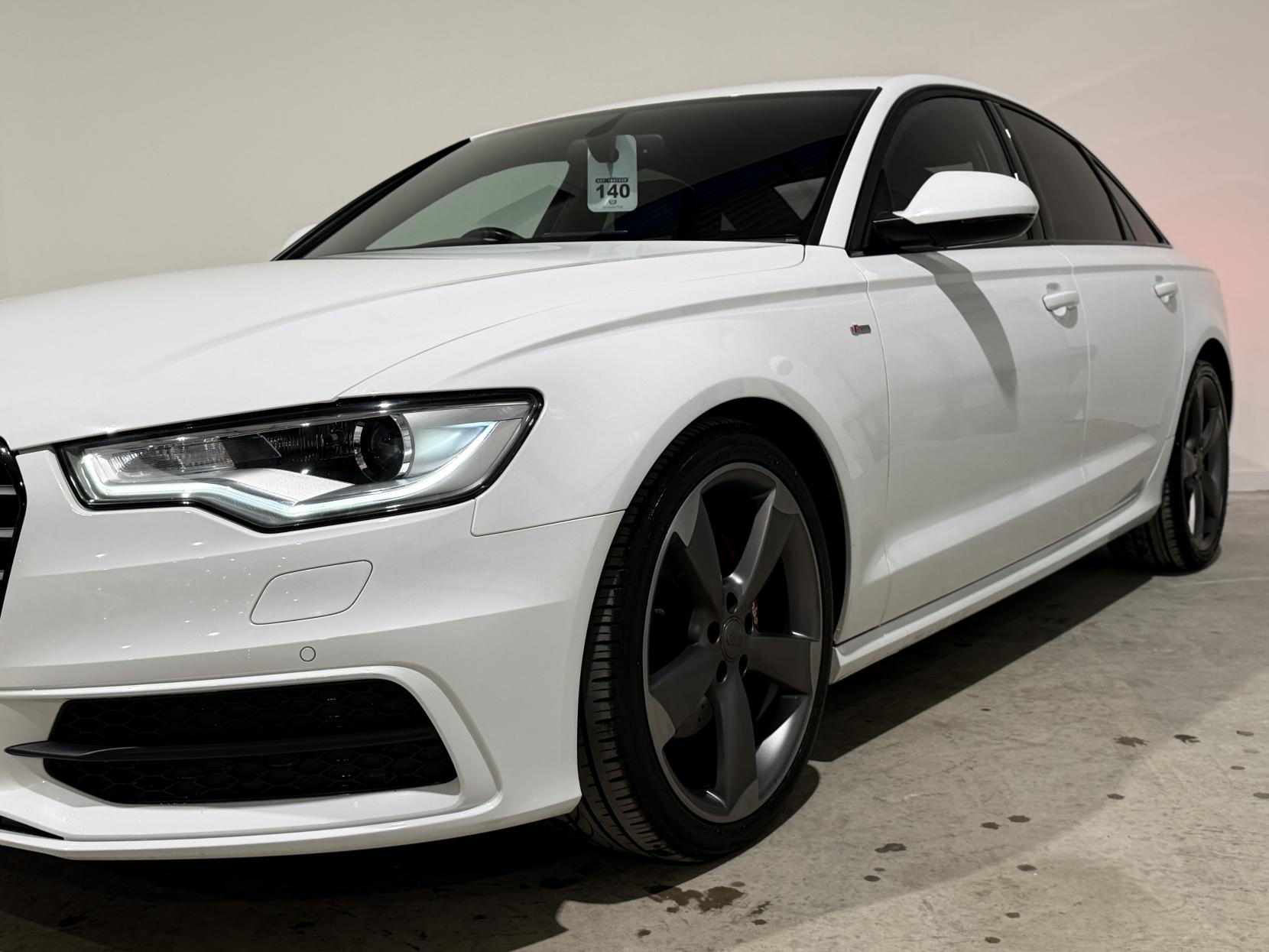 Audi A6 Saloon 2.0 TDI ultra Black Edition Saloon 4dr Diesel S Tronic Euro 6 (s/s) (190 ps)