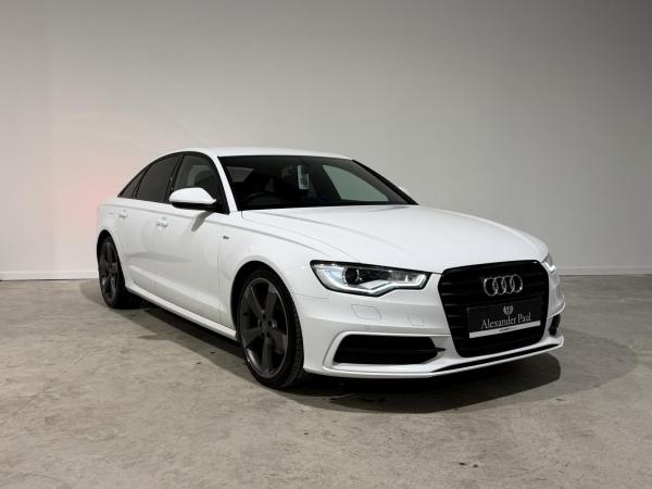 Audi A6 Saloon 2.0 TDI ultra Black Edition Saloon 4dr Diesel S Tronic Euro 6 (s/s) (190 ps)