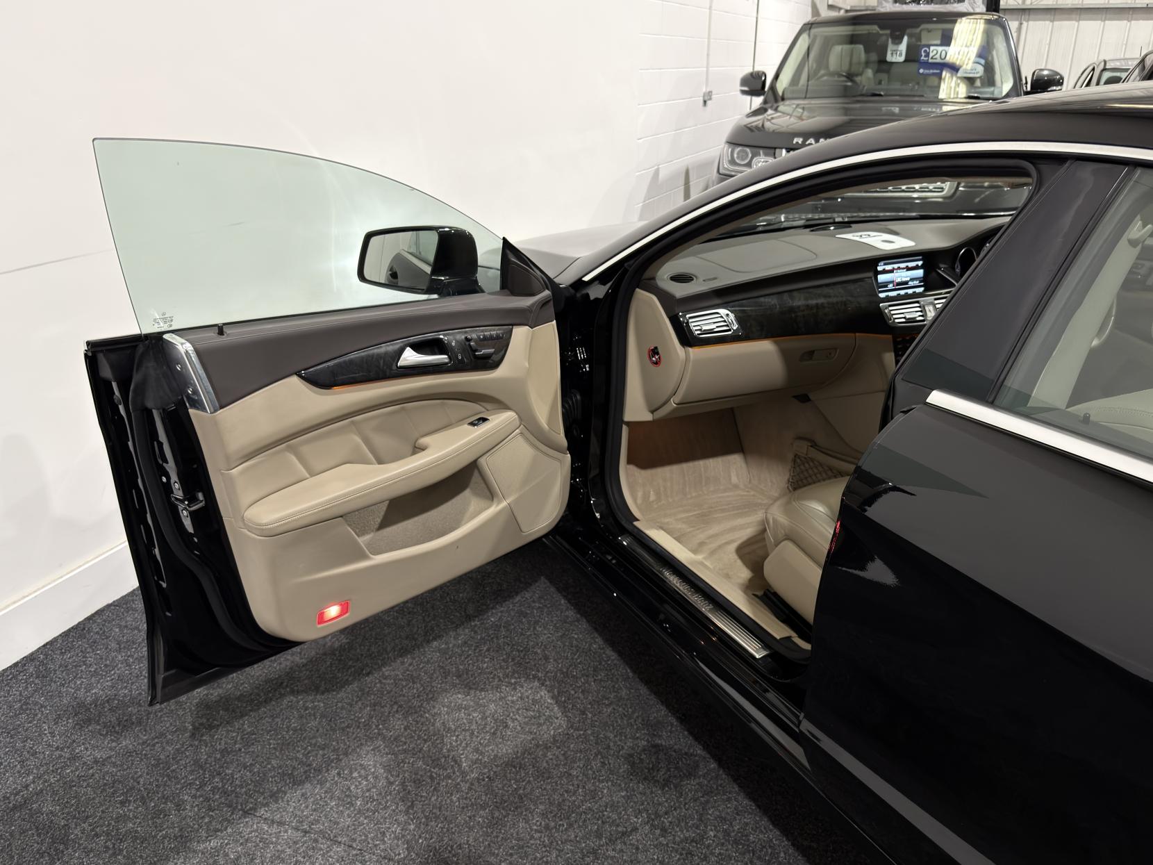 Mercedes-Benz CLS 2.1 CLS250 CDI AMG Sport Coupe 4dr Diesel G-Tronic+ Euro 5 (s/s) (204 ps)