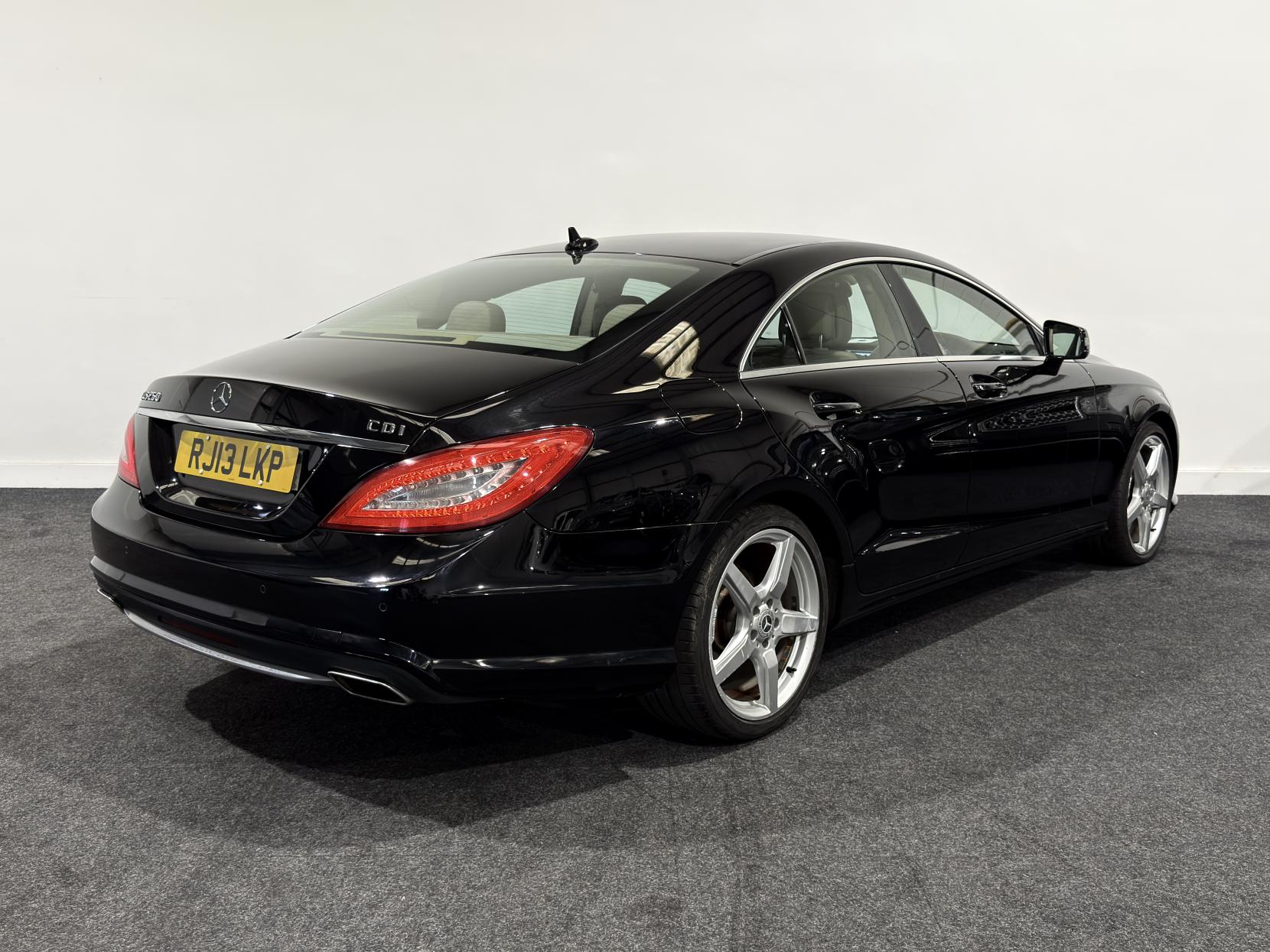 Mercedes-Benz CLS 2.1 CLS250 CDI AMG Sport Coupe 4dr Diesel G-Tronic+ Euro 5 (s/s) (204 ps)