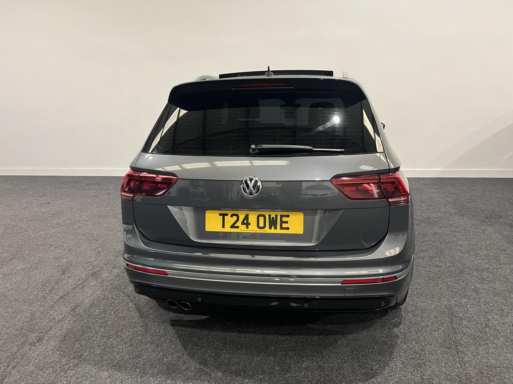 Volkswagen Tiguan 2.0 TSI R-Line SUV 5dr Petrol DSG 4Motion Euro 6 (s/s) (180 ps)