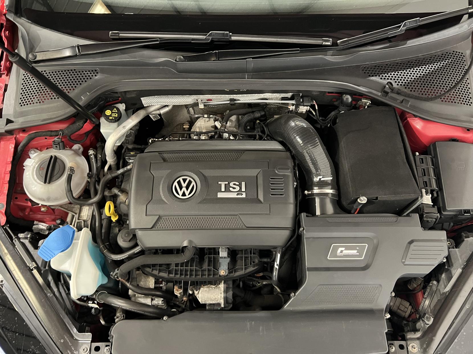 Volkswagen Golf 2.0 TSI BlueMotion Tech R Hatchback 3dr Petrol DSG 4Motion Euro 6 (s/s) (300 ps)