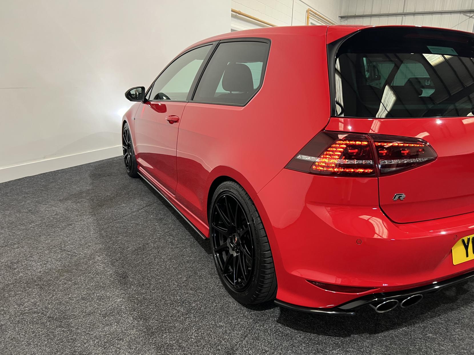Volkswagen Golf 2.0 TSI BlueMotion Tech R Hatchback 3dr Petrol DSG 4Motion Euro 6 (s/s) (300 ps)