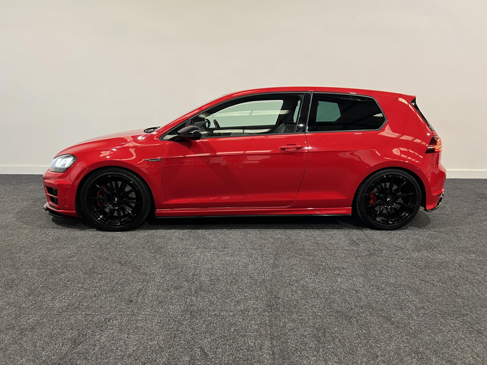 Volkswagen Golf 2.0 TSI BlueMotion Tech R Hatchback 3dr Petrol DSG 4Motion Euro 6 (s/s) (300 ps)