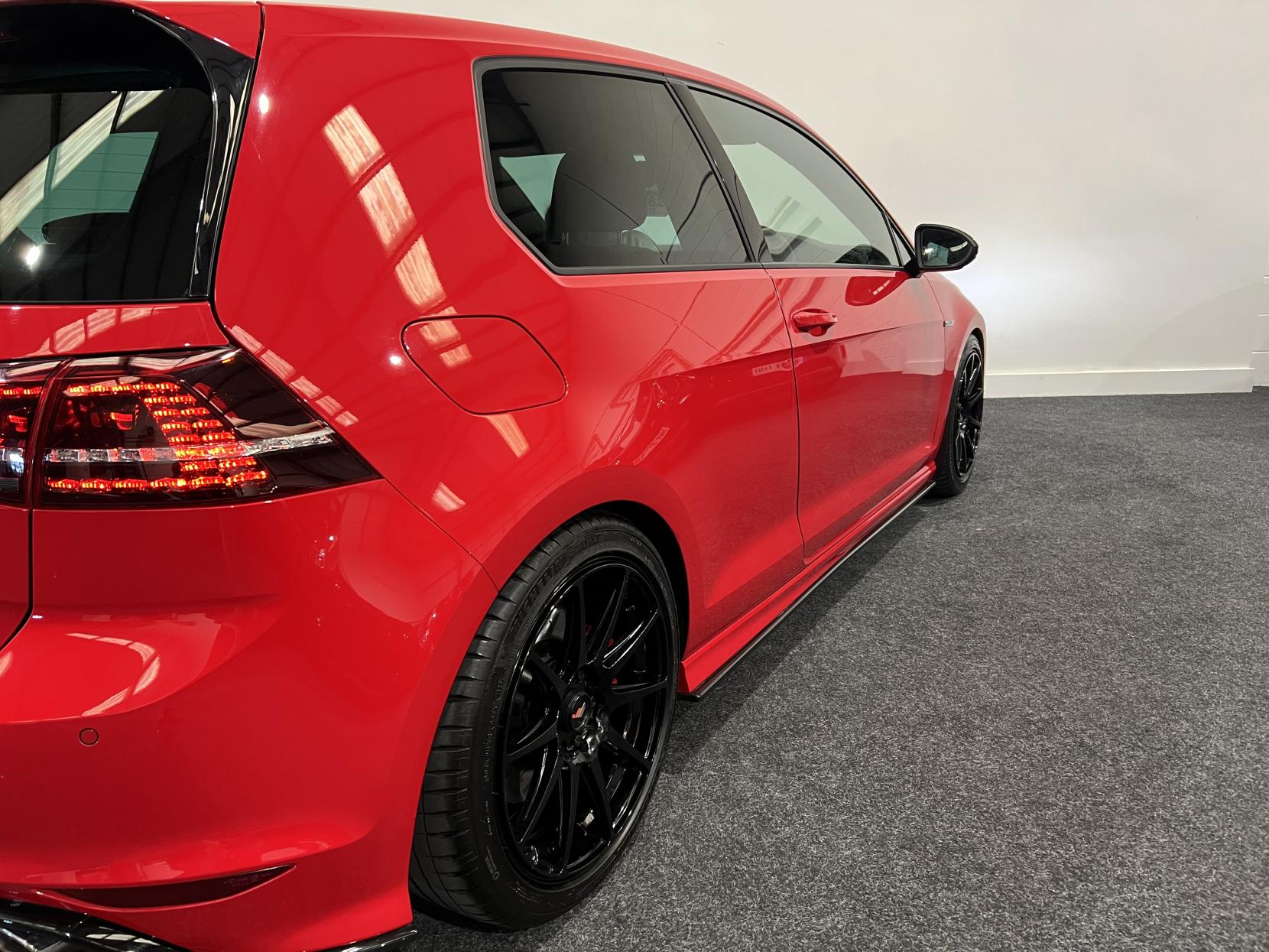 Volkswagen Golf 2.0 TSI BlueMotion Tech R Hatchback 3dr Petrol DSG 4Motion Euro 6 (s/s) (300 ps)