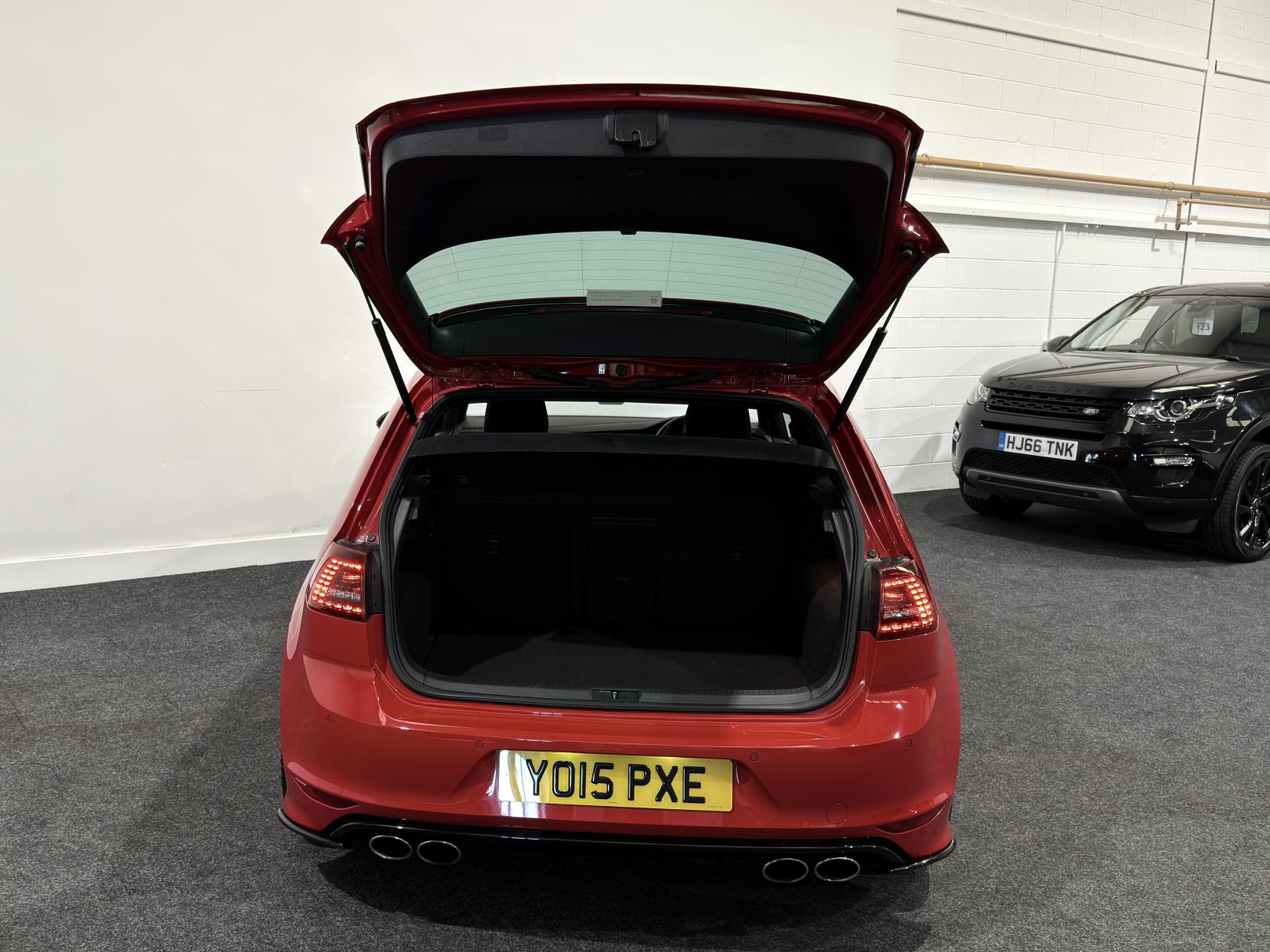 Volkswagen Golf 2.0 TSI BlueMotion Tech R Hatchback 3dr Petrol DSG 4Motion Euro 6 (s/s) (300 ps)