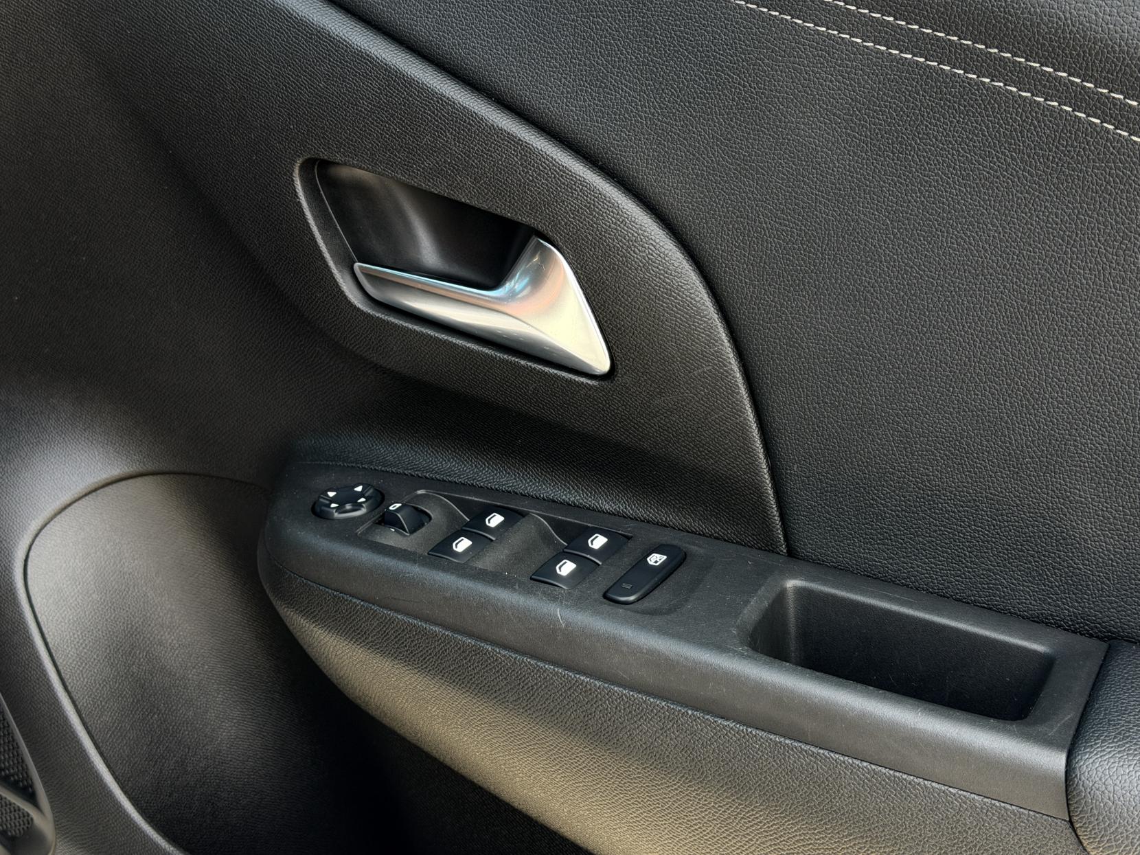 Vauxhall Corsa 1.2 Turbo SRi Hatchback 5dr Petrol Manual Euro 6 (s/s) (100 ps)