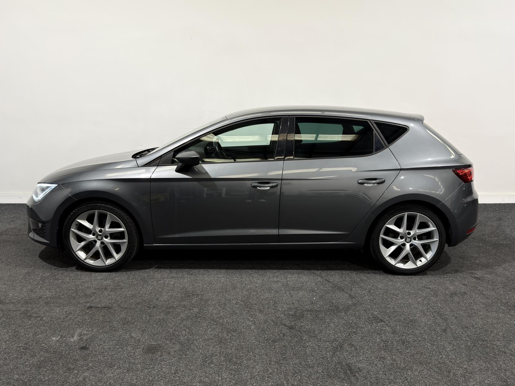 SEAT Leon 1.8 TSI FR Hatchback 5dr Petrol DSG Euro 6 (s/s) (180 ps)