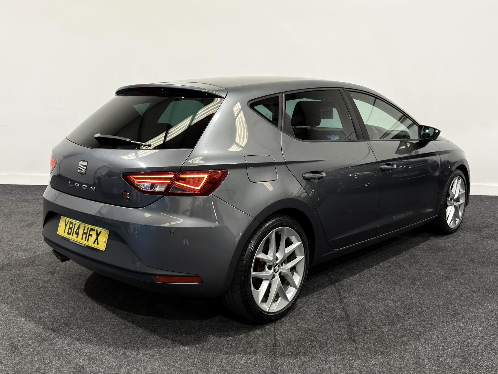SEAT Leon 1.8 TSI FR Hatchback 5dr Petrol DSG Euro 6 (s/s) (180 ps)