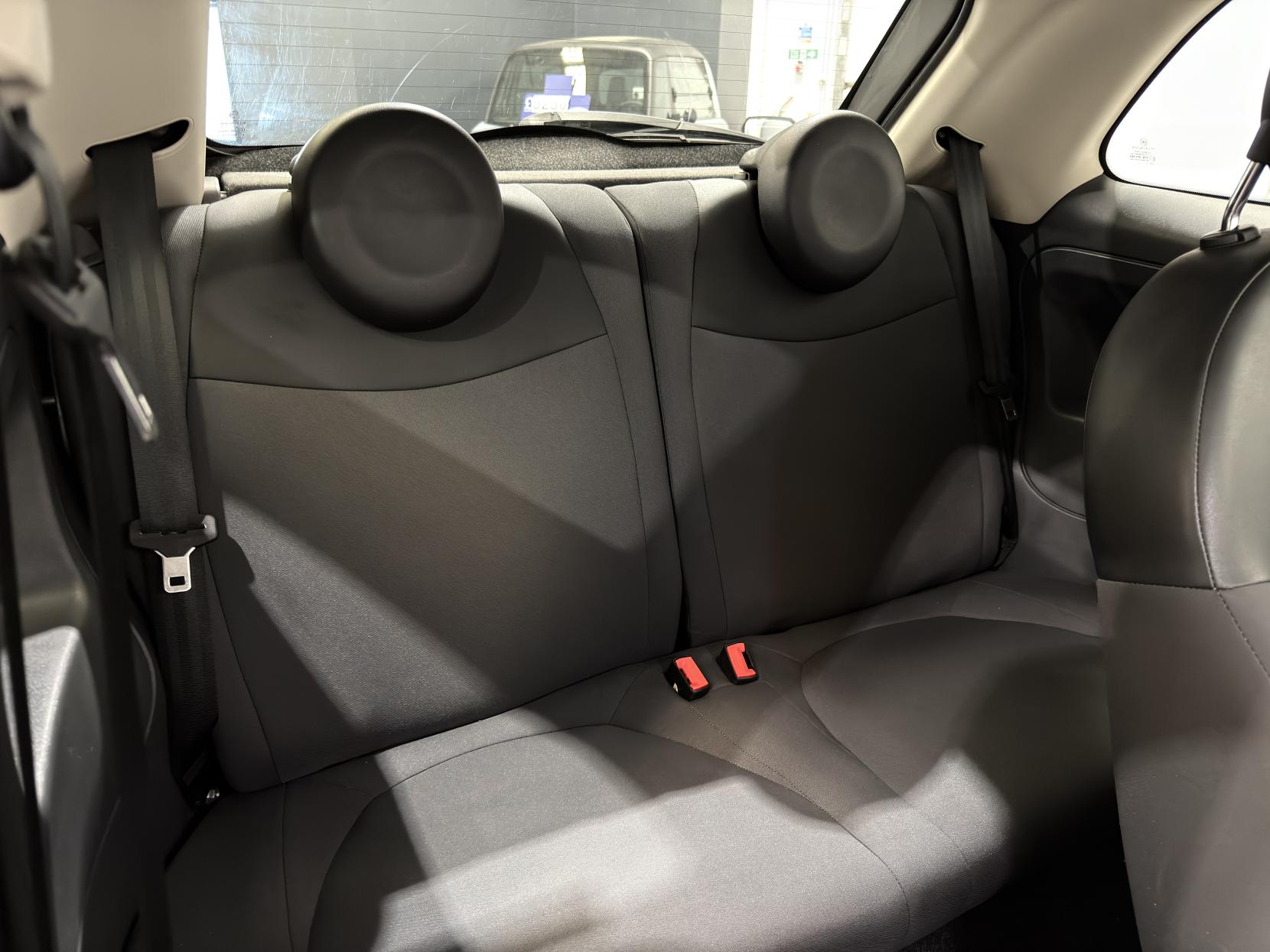 Fiat 500 1.2 Lounge Hatchback 3dr Petrol Manual Euro 4 (69 bhp)