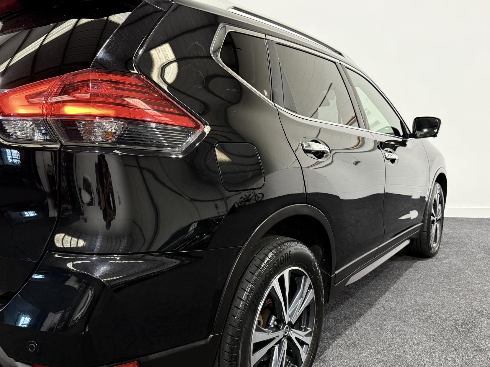 Nissan X-Trail 2.0 dCi N-Connecta SUV 5dr Diesel XTRON 4WD Euro 6 (s/s) (177 ps)