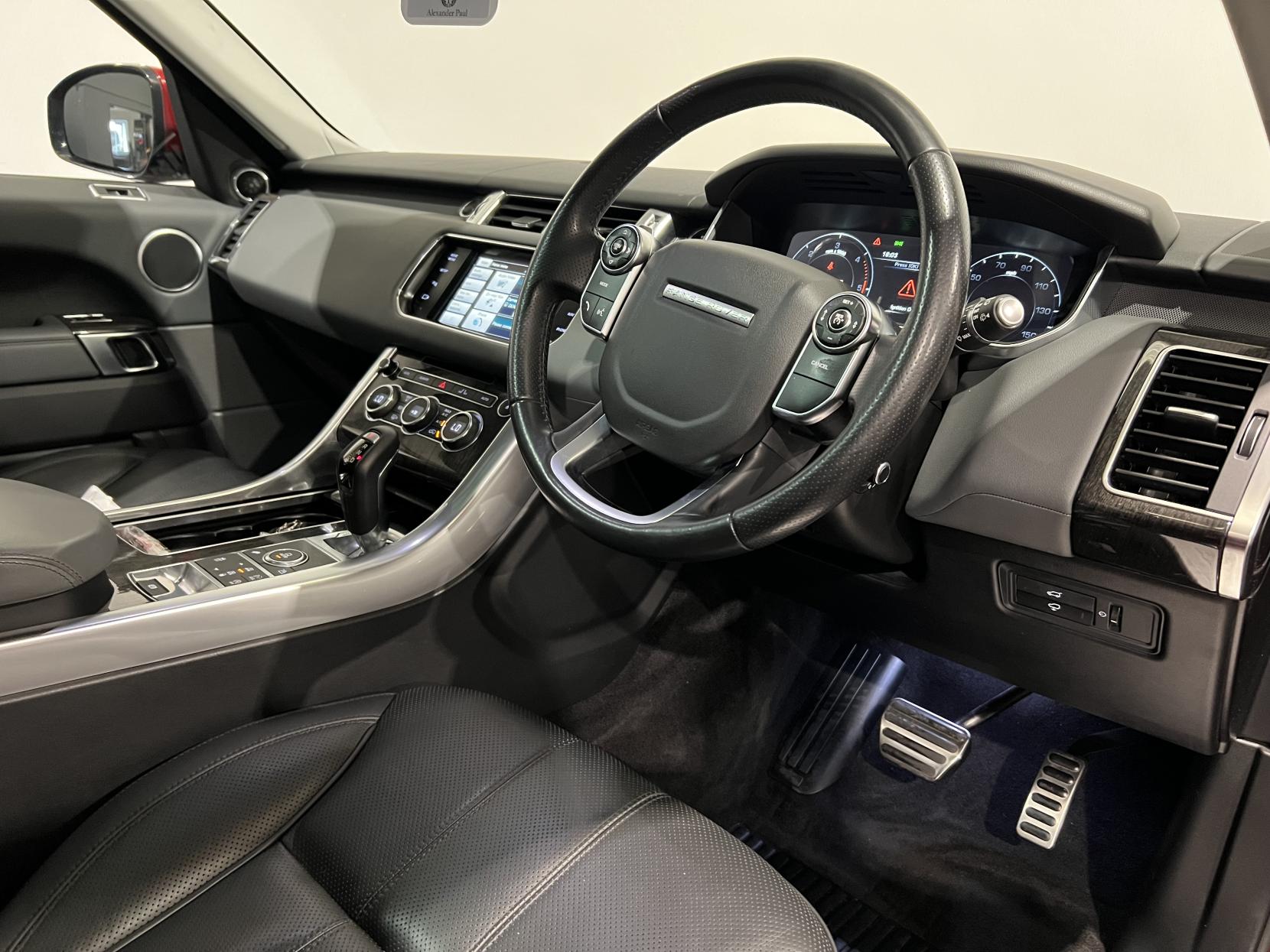 Land Rover Range Rover Sport 3.0 SD V6 HSE SUV 5dr Diesel Auto 4WD Euro 5 (s/s) (306 ps)