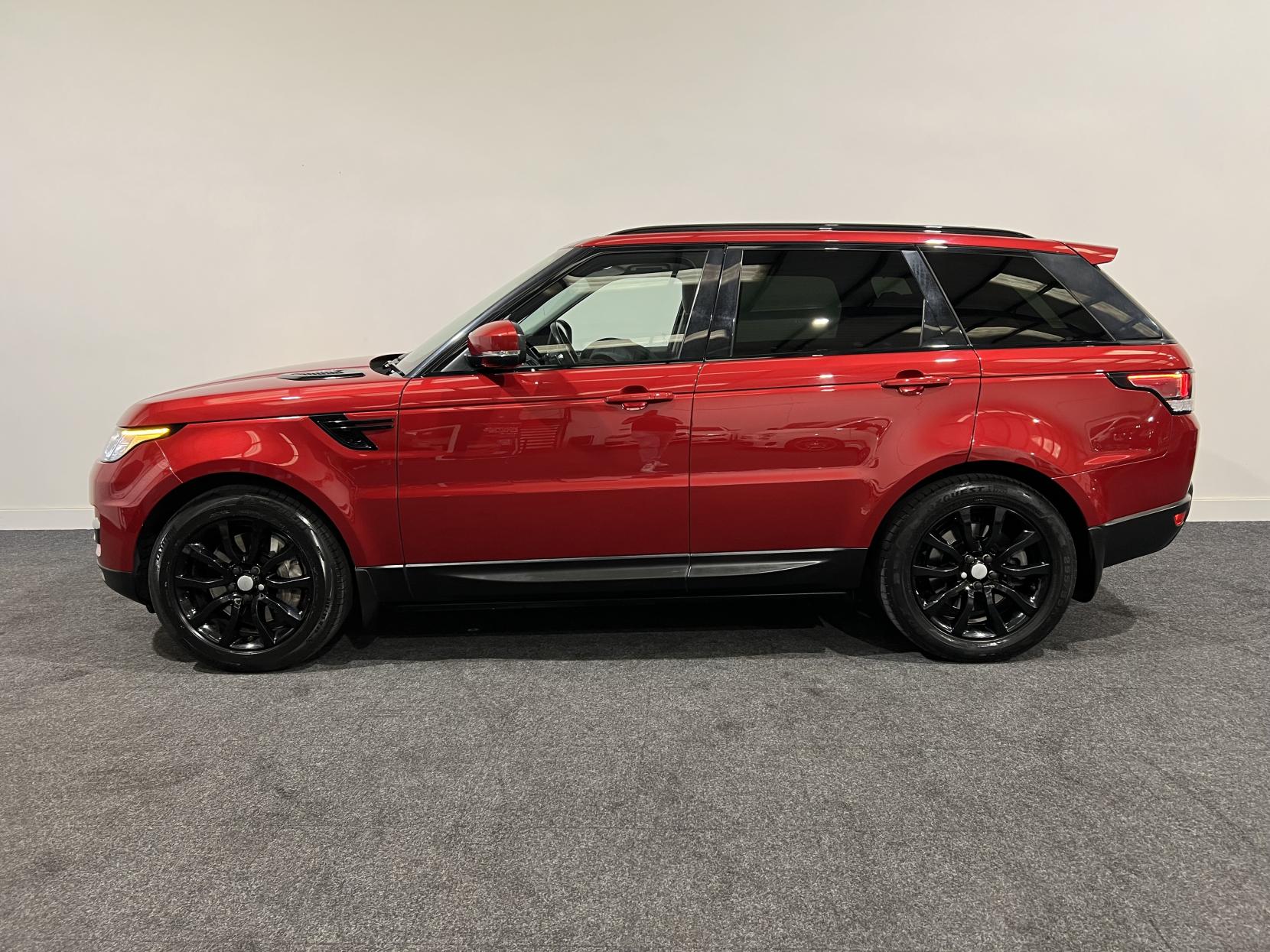 Land Rover Range Rover Sport 3.0 SD V6 HSE SUV 5dr Diesel Auto 4WD Euro 5 (s/s) (306 ps)