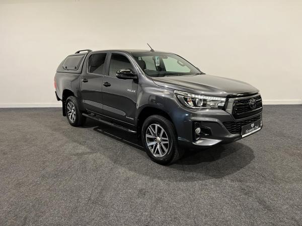 Toyota Hilux 2.4 D-4D Invincible X Pickup Double Cab 4dr Diesel Auto 4WD Euro 6 (s/s) (TSS) (150 ps)