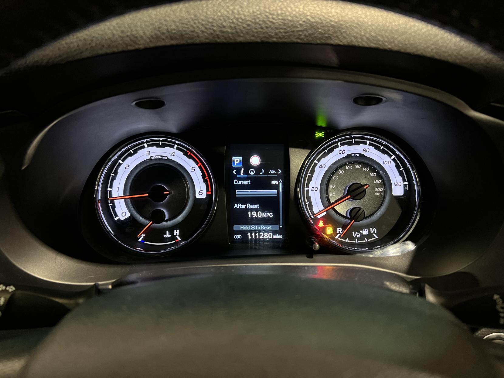 Toyota Hilux 2.4 D-4D Invincible X Pickup Double Cab 4dr Diesel Auto 4WD Euro 6 (s/s) (TSS) (150 ps)
