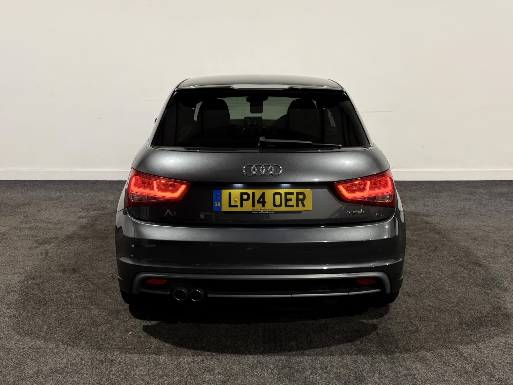 Audi A1 1.4 TFSI CoD Black Edition Hatchback 3dr Petrol S Tronic Euro 5 (s/s) (140 ps)