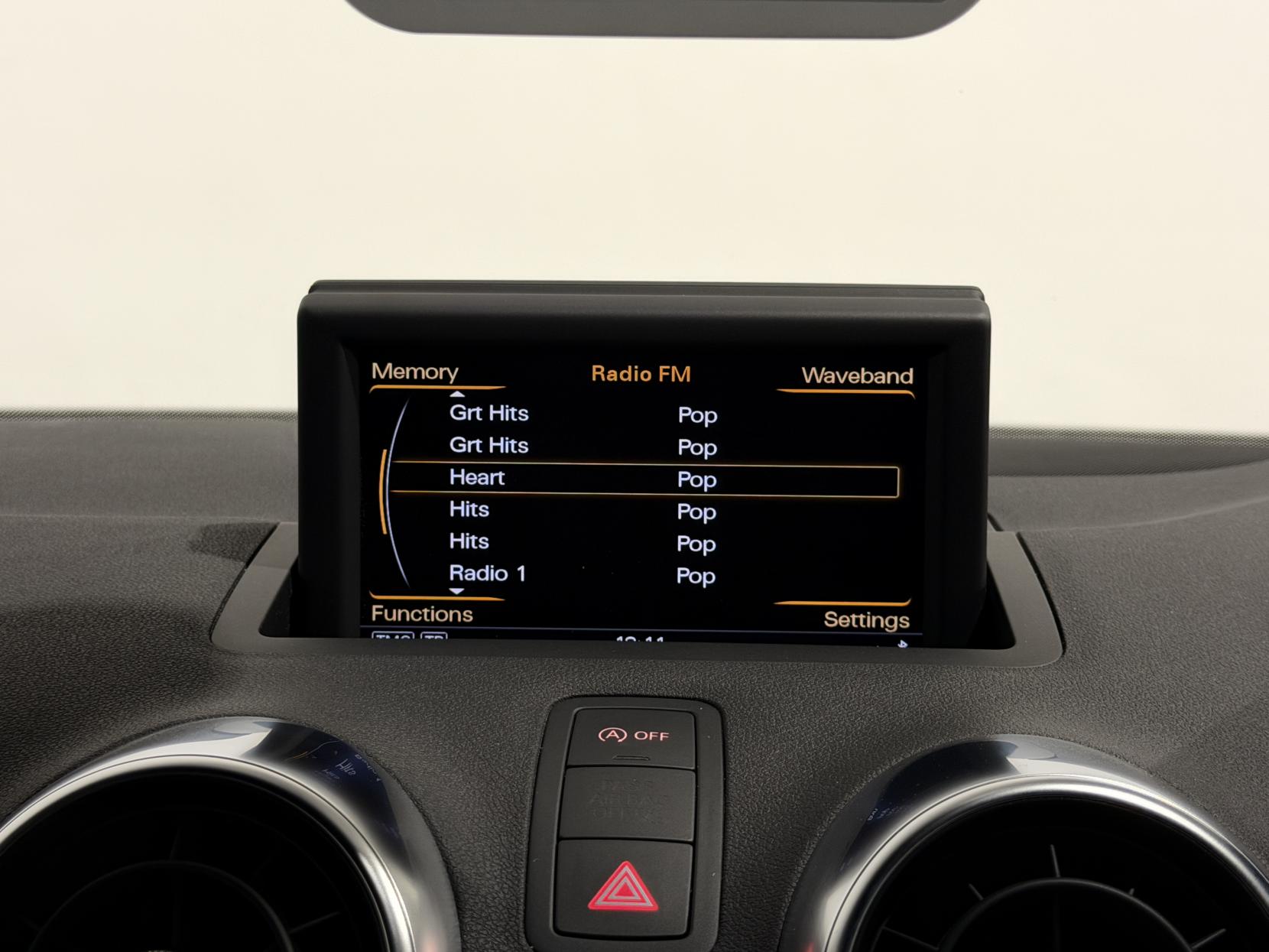 Audi A1 1.4 TFSI CoD Black Edition Hatchback 3dr Petrol S Tronic Euro 5 (s/s) (140 ps)