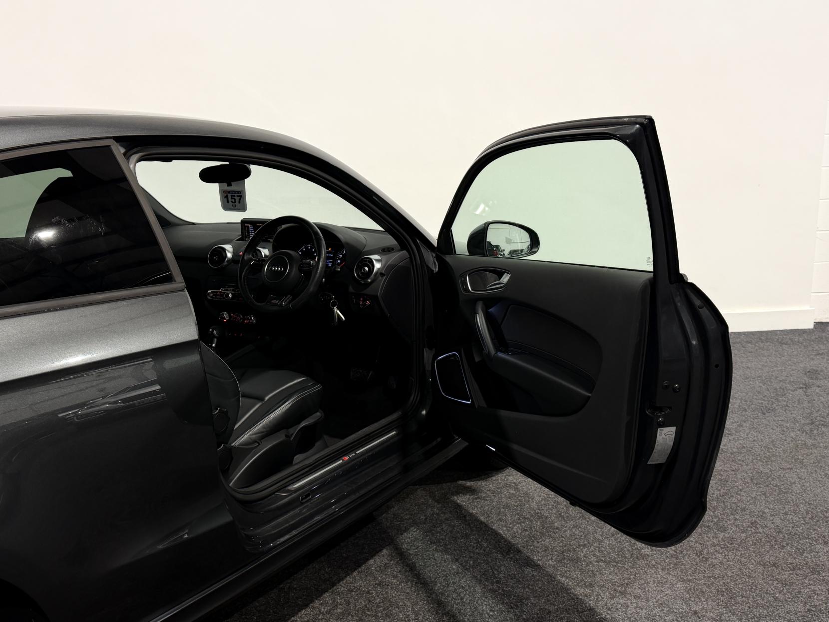 Audi A1 1.4 TFSI CoD Black Edition Hatchback 3dr Petrol S Tronic Euro 5 (s/s) (140 ps)