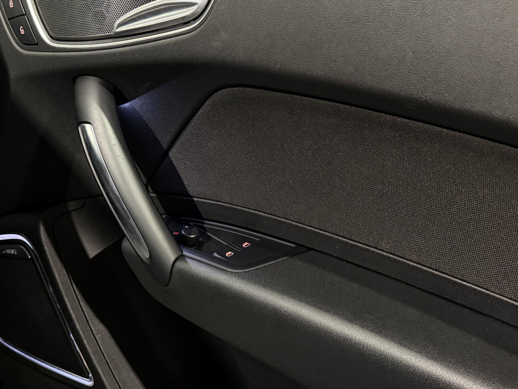 Audi A1 1.4 TFSI CoD Black Edition Hatchback 3dr Petrol S Tronic Euro 5 (s/s) (140 ps)