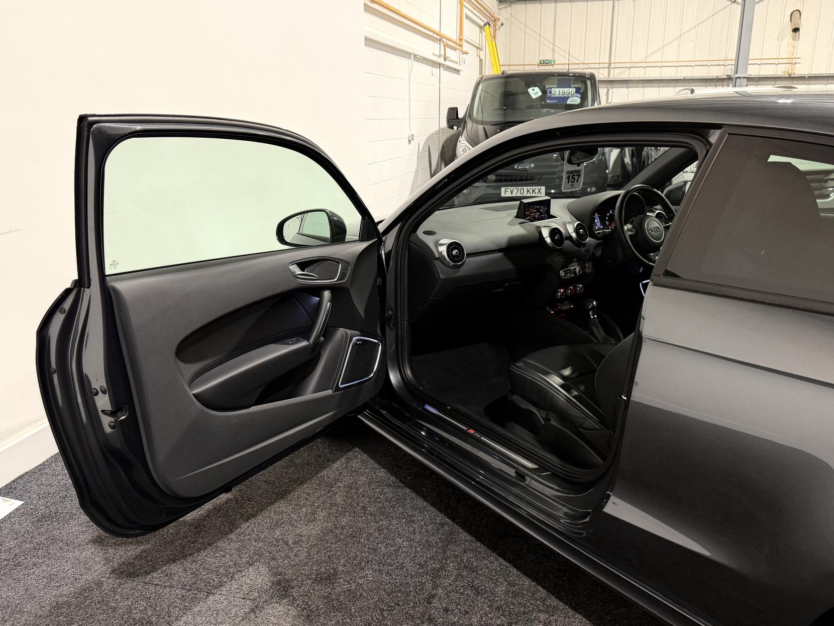 Audi A1 1.4 TFSI CoD Black Edition Hatchback 3dr Petrol S Tronic Euro 5 (s/s) (140 ps)