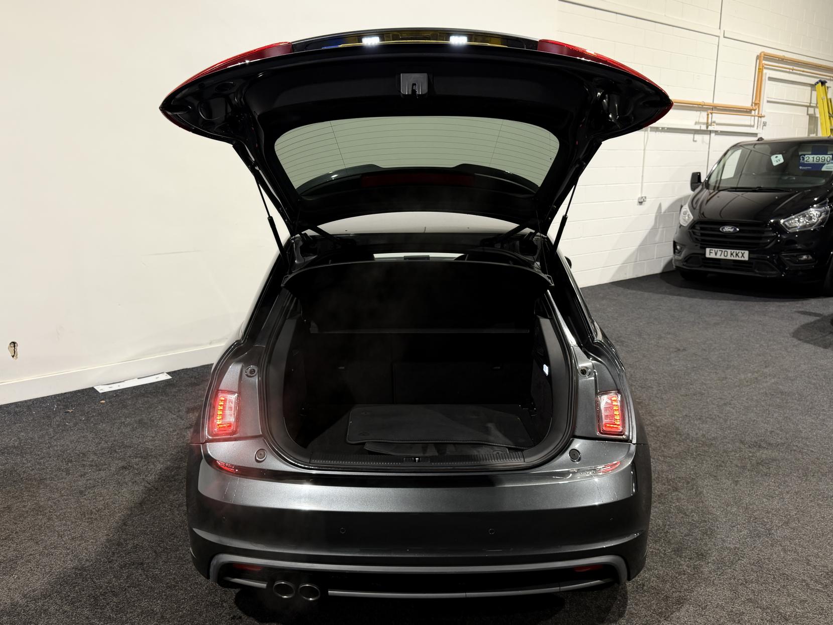 Audi A1 1.4 TFSI CoD Black Edition Hatchback 3dr Petrol S Tronic Euro 5 (s/s) (140 ps)