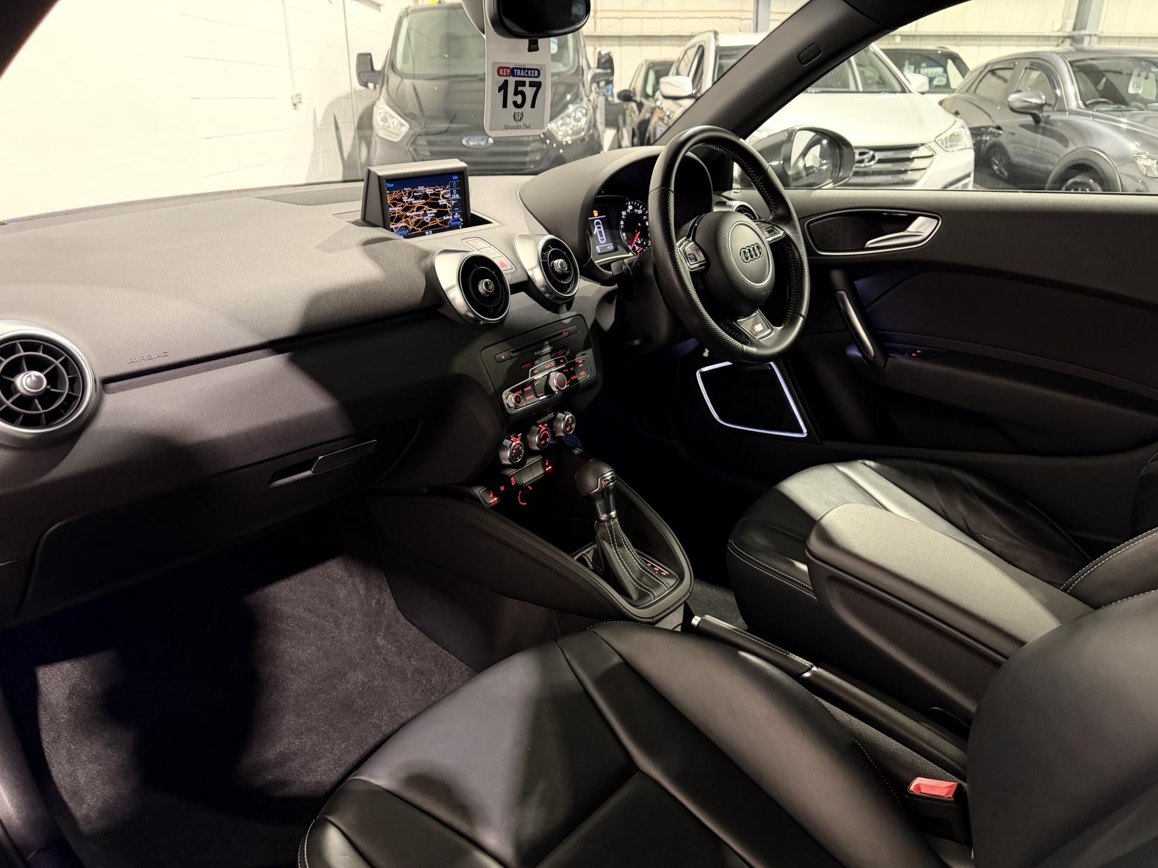 Audi A1 1.4 TFSI CoD Black Edition Hatchback 3dr Petrol S Tronic Euro 5 (s/s) (140 ps)