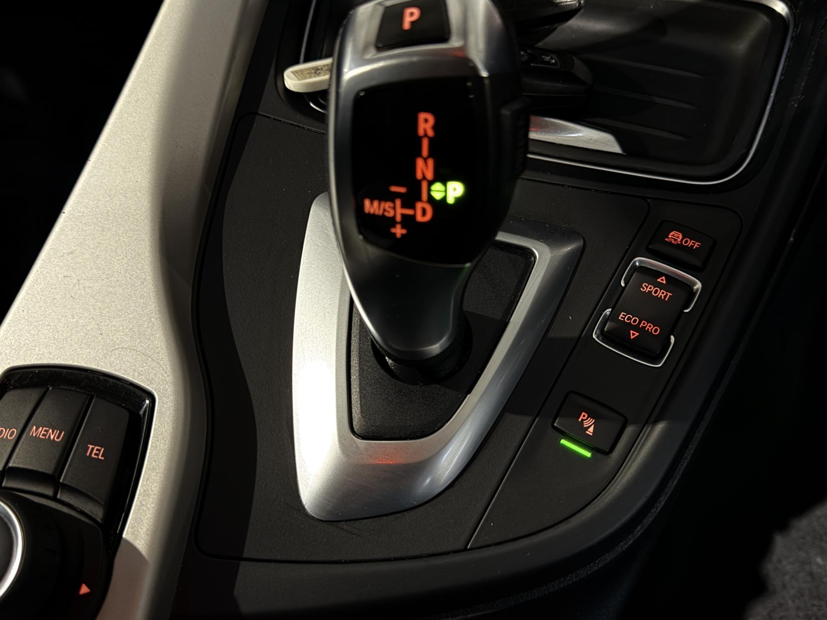 BMW 3 Series 2.0 320i SE Touring 5dr Petrol Auto Euro 6 (s/s) (184 ps)