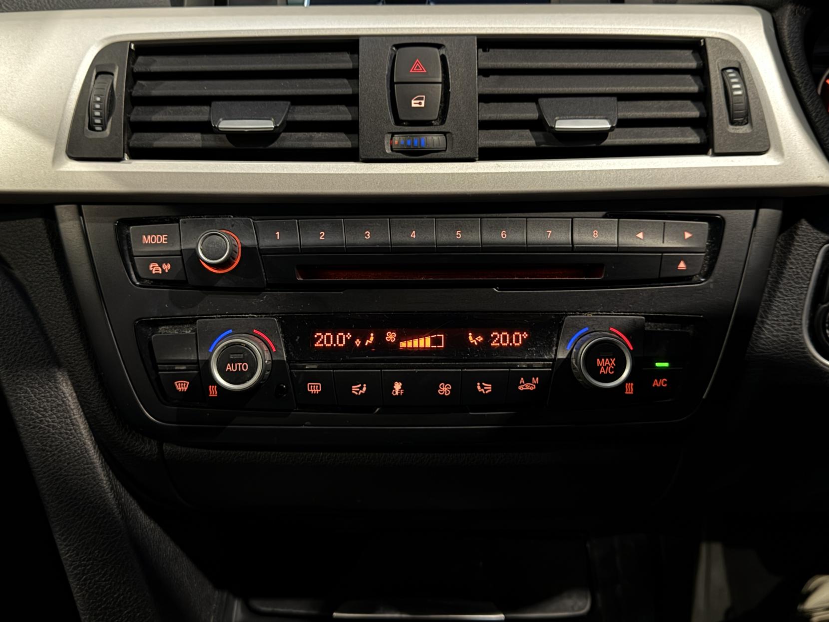 BMW 3 Series 2.0 320i SE Touring 5dr Petrol Auto Euro 6 (s/s) (184 ps)