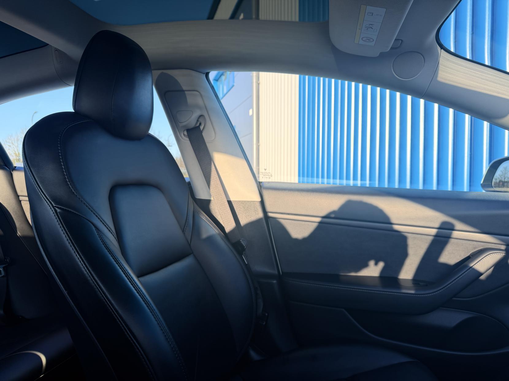 Tesla Model 3 (Dual Motor) Long Range Saloon 4dr Electric Auto 4WDE (346 ps)