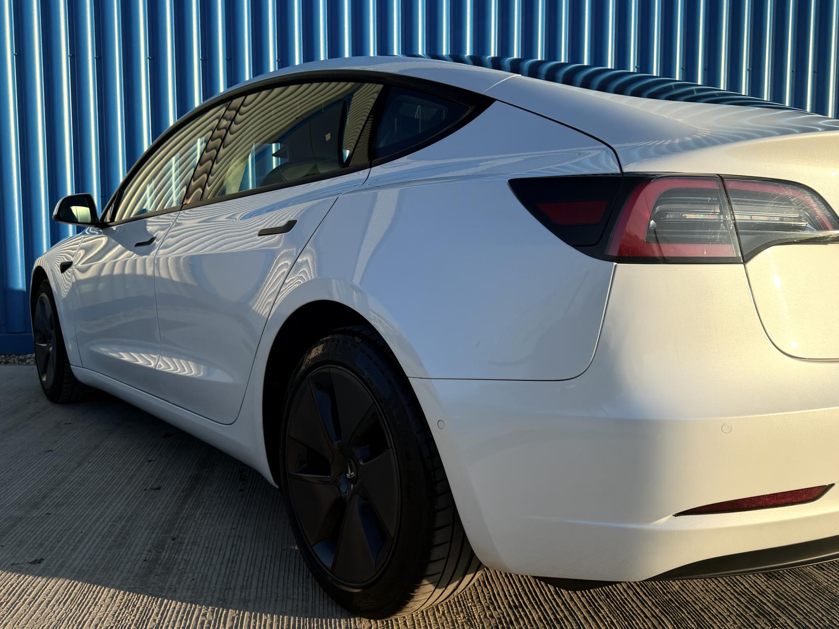 Tesla Model 3 (Dual Motor) Long Range Saloon 4dr Electric Auto 4WDE (346 ps)