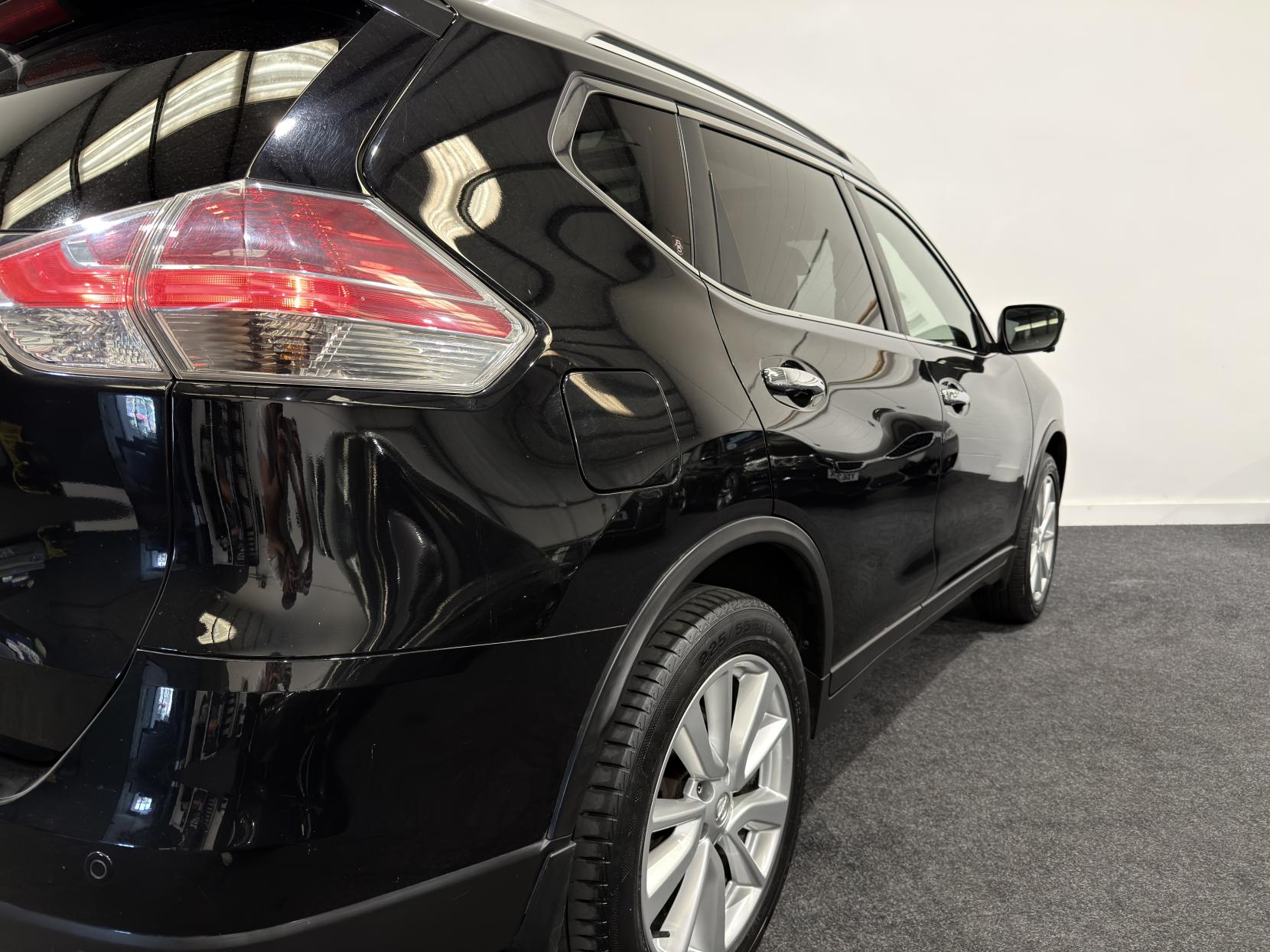 Nissan X-Trail 2.0 dCi Tekna SUV 5dr Diesel XTRON 4WD Euro 6 (s/s) (177 ps)