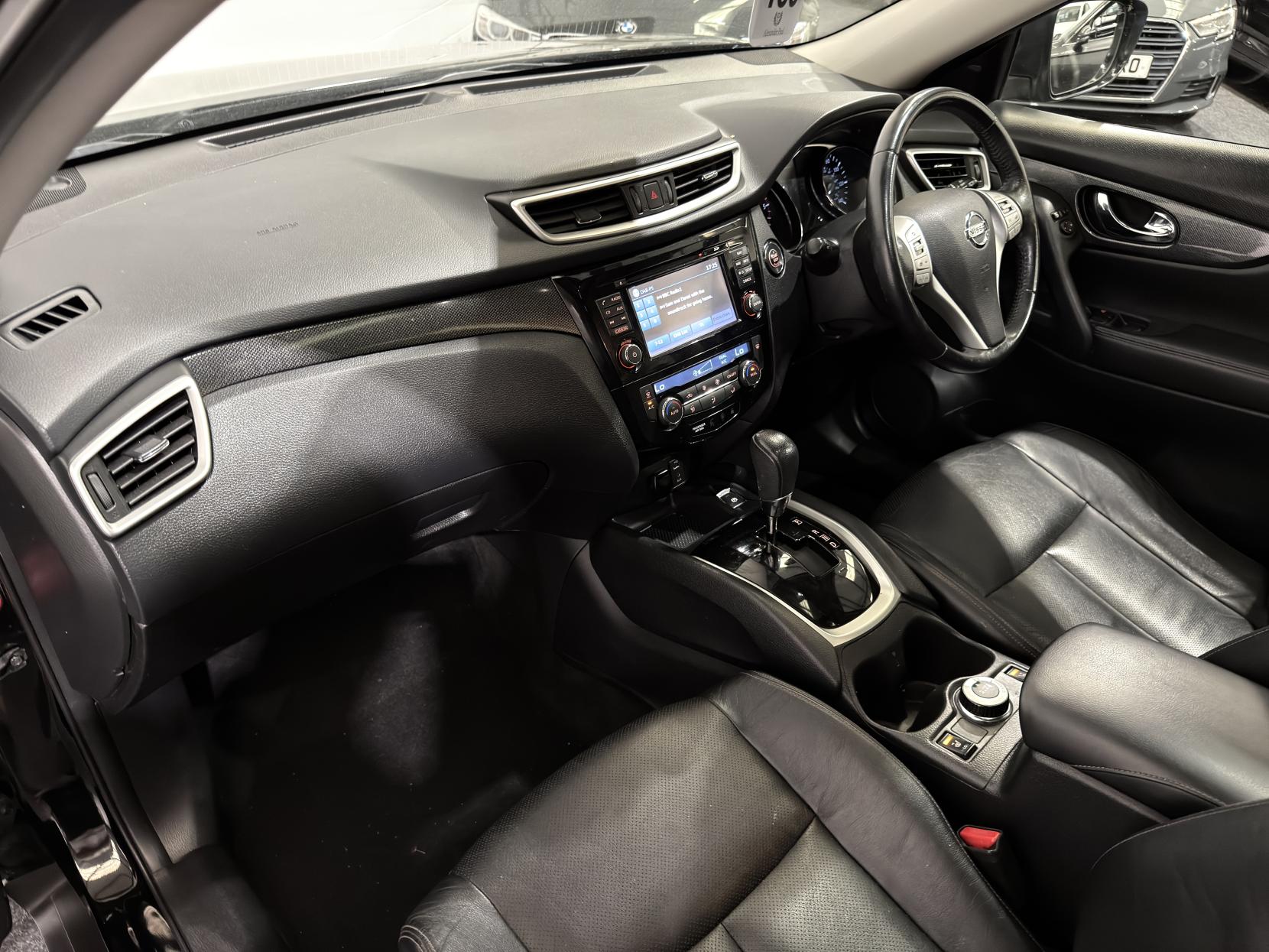 Nissan X-Trail 2.0 dCi Tekna SUV 5dr Diesel XTRON 4WD Euro 6 (s/s) (177 ps)