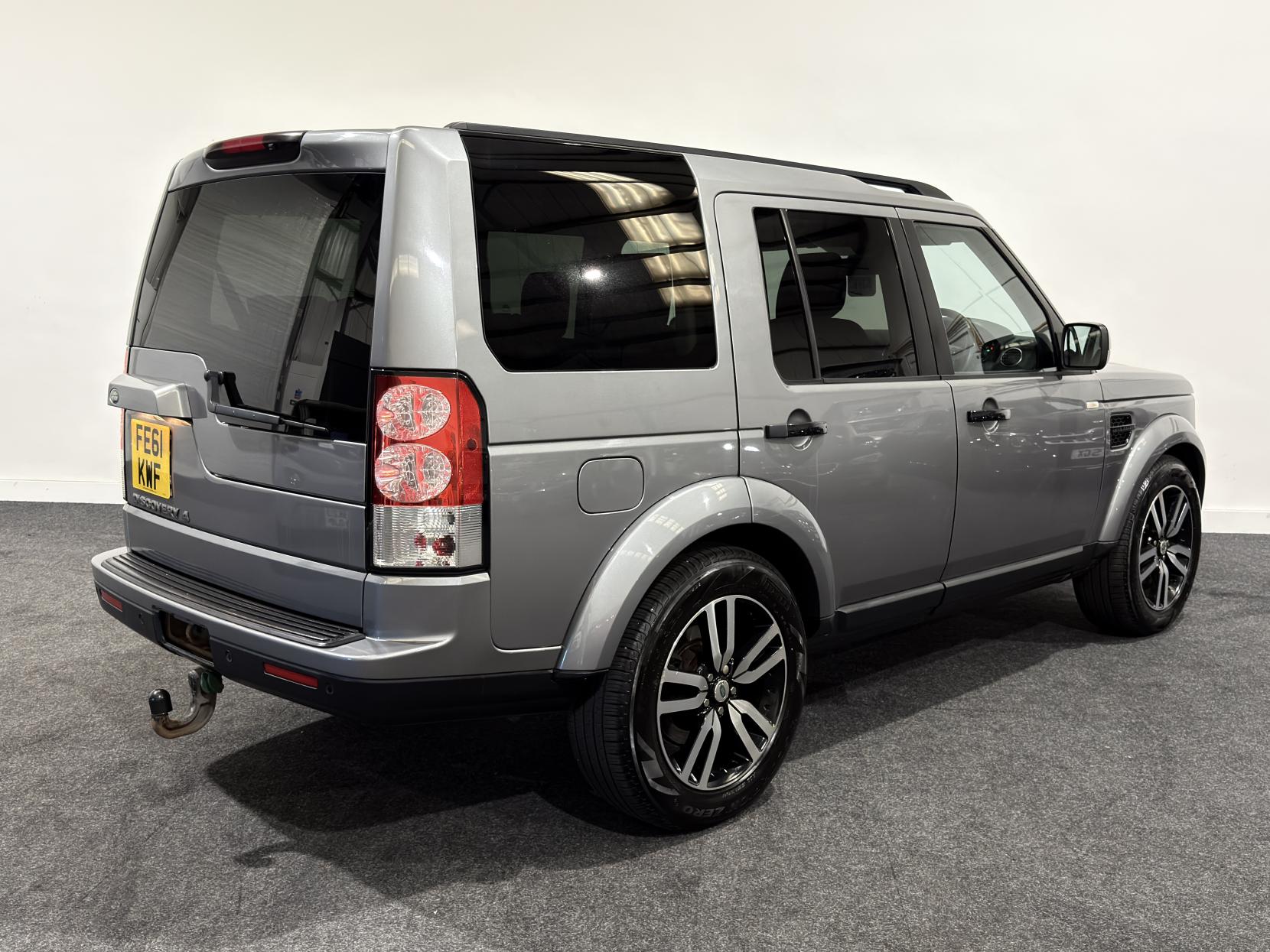 Land Rover Discovery 4 3.0 SD V6 Landmark LE SUV 5dr Diesel CommandShift 4WD Euro 5 (245 ps)