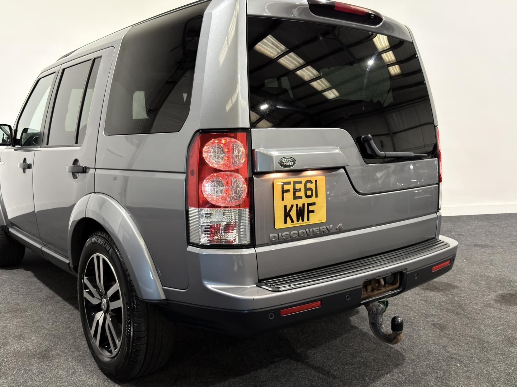 Land Rover Discovery 4 3.0 SD V6 Landmark LE SUV 5dr Diesel CommandShift 4WD Euro 5 (245 ps)