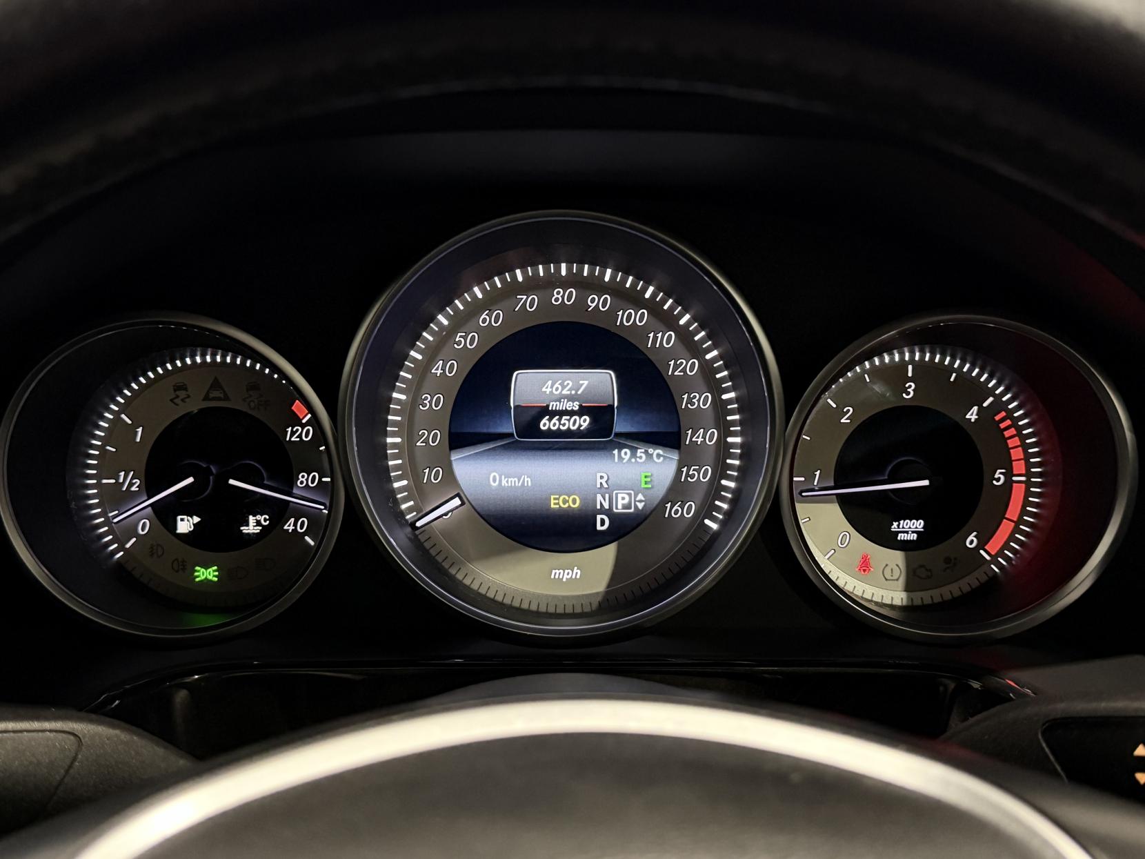 Mercedes-Benz E Class 2.1 E220 CDI SE Saloon 4dr Diesel G-Tronic+ Euro 5 (s/s) (170 ps)