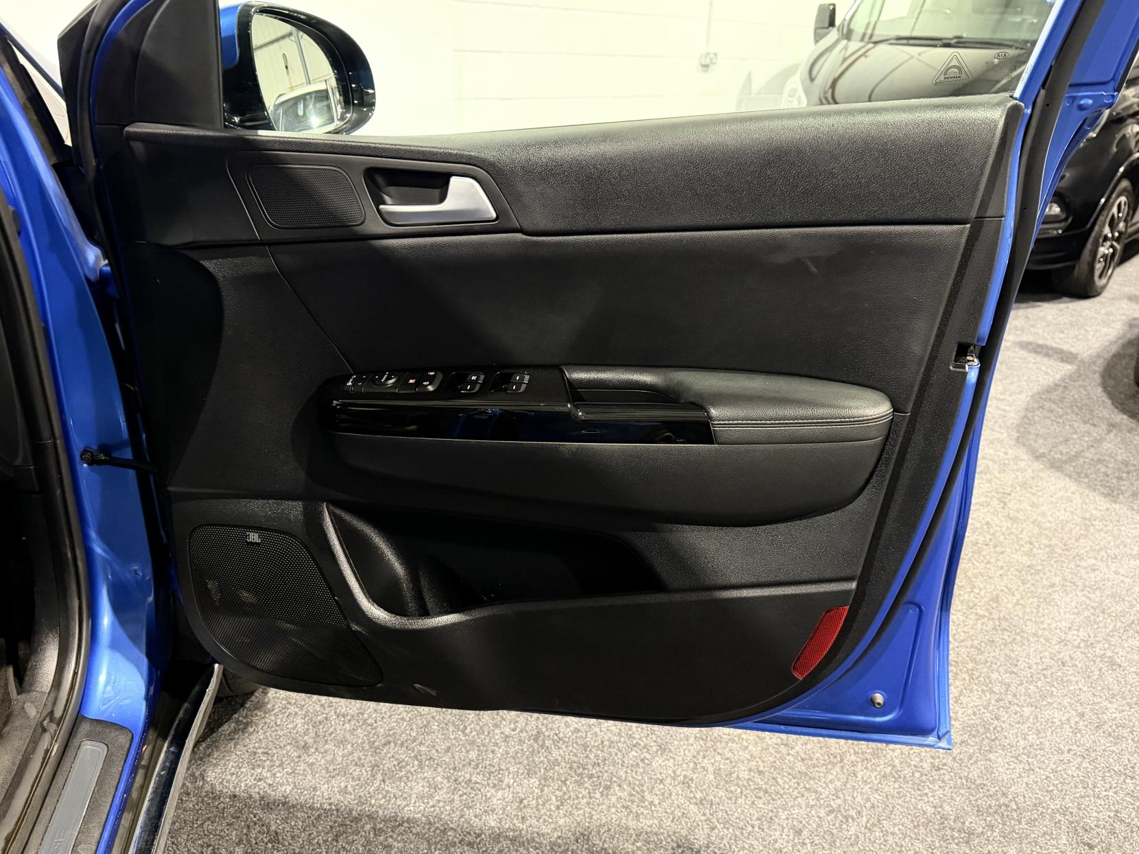 Kia Sportage 2.0 CRDi EcoDynamics+ 4 SUV 5dr Diesel Auto AWD Euro 6 (s/s) (182 bhp)