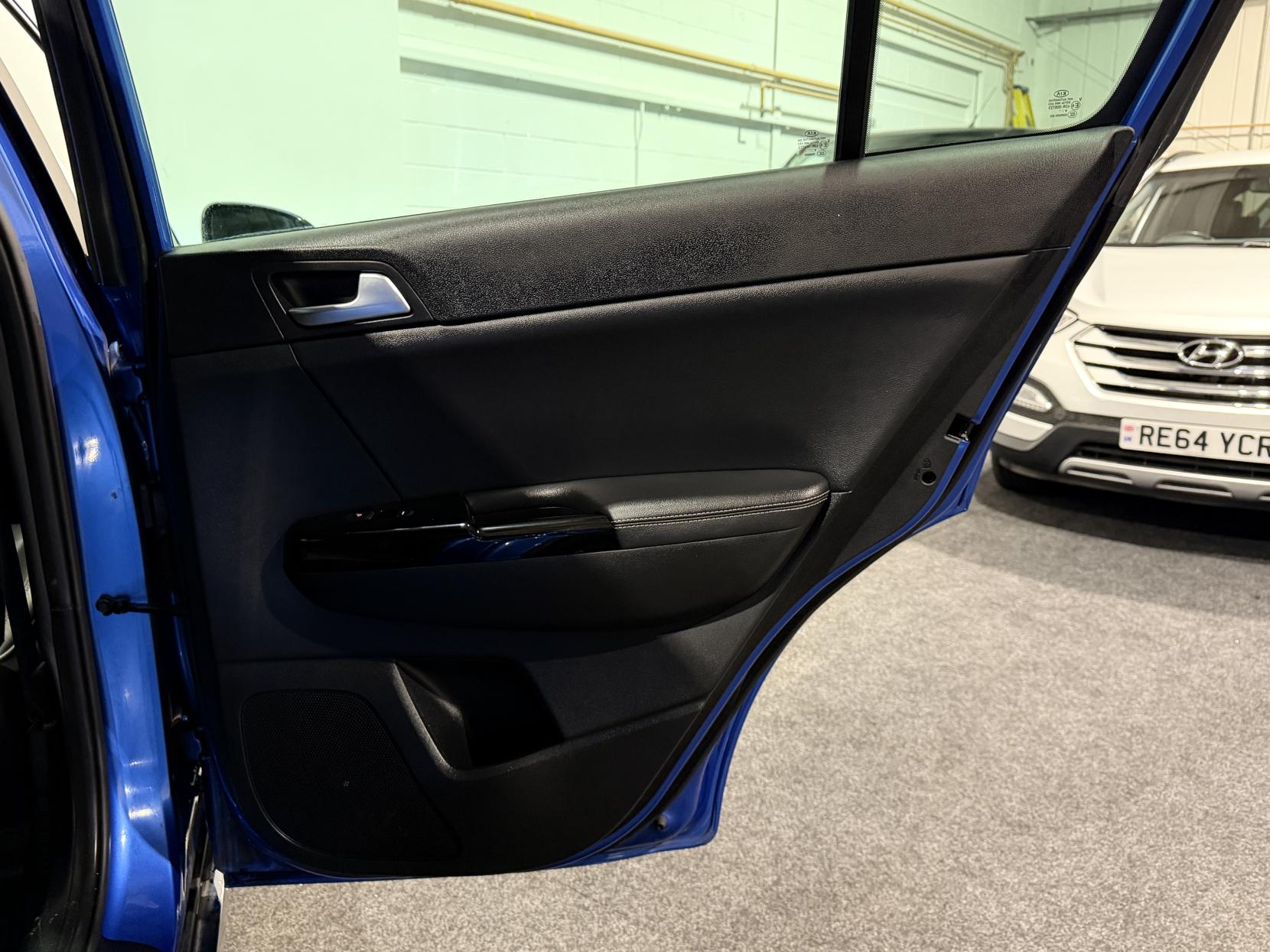 Kia Sportage 2.0 CRDi EcoDynamics+ 4 SUV 5dr Diesel Auto AWD Euro 6 (s/s) (182 bhp)