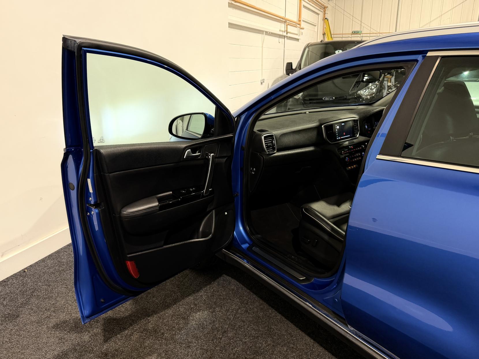 Kia Sportage 2.0 CRDi EcoDynamics+ 4 SUV 5dr Diesel Auto AWD Euro 6 (s/s) (182 bhp)