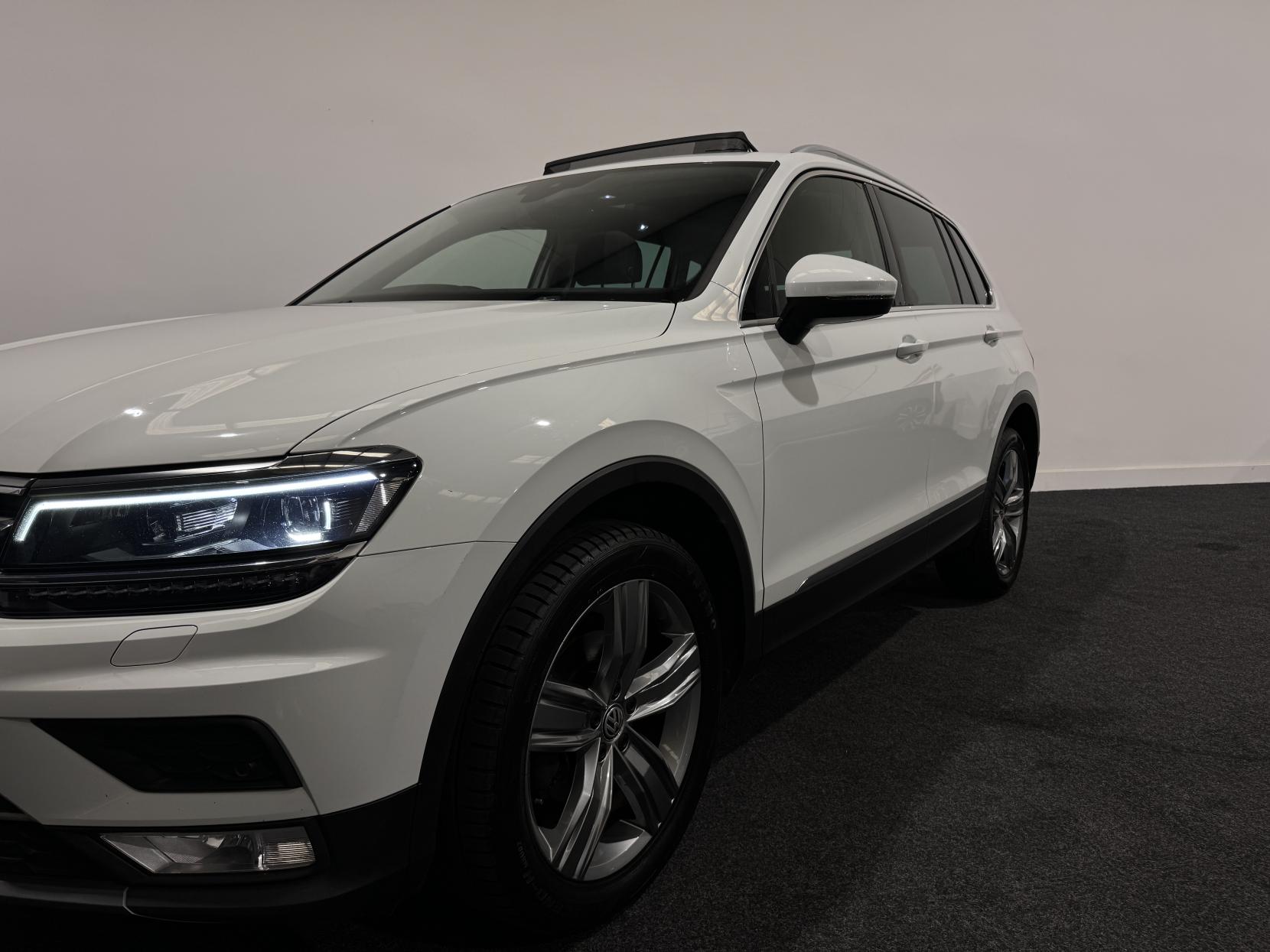 Volkswagen Tiguan 2.0 TDI BlueMotion Tech SEL SUV 5dr Diesel Manual 4Motion Euro 6 (s/s) (150 ps)