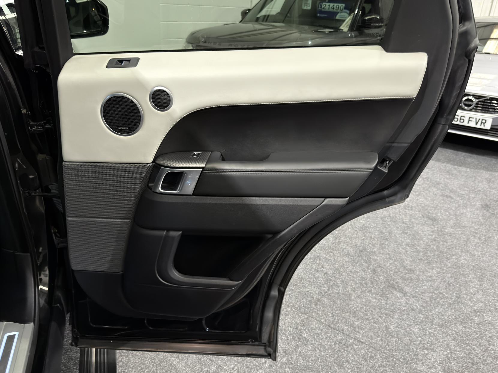 Land Rover Range Rover Sport 5.0 V8 SVR SUV 5dr Petrol Auto 4WD Euro 6 (s/s) (550 ps)
