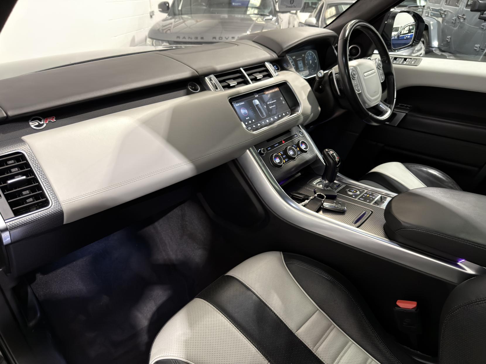 Land Rover Range Rover Sport 5.0 V8 SVR SUV 5dr Petrol Auto 4WD Euro 6 (s/s) (550 ps)