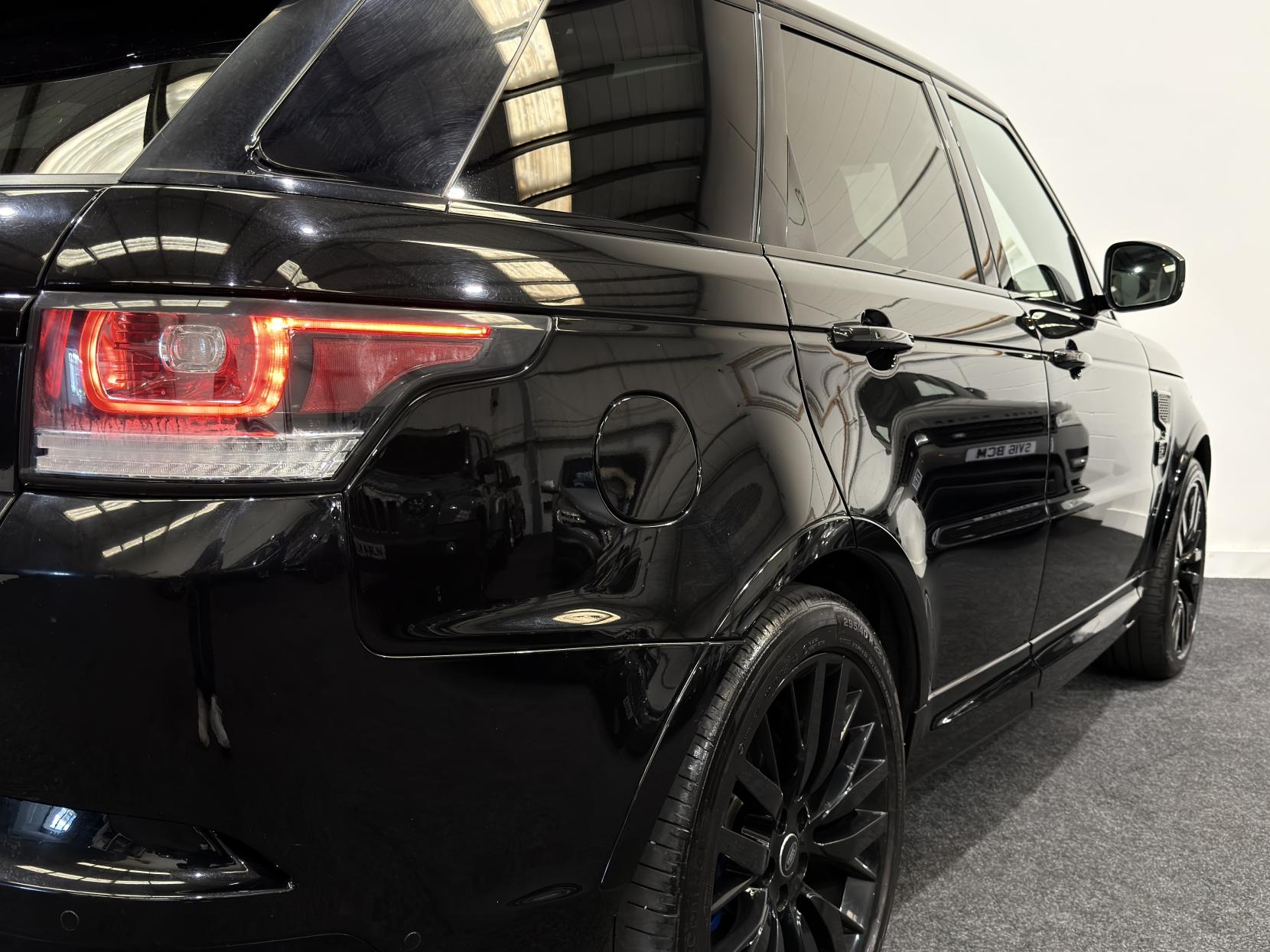 Land Rover Range Rover Sport 5.0 V8 SVR SUV 5dr Petrol Auto 4WD Euro 6 (s/s) (550 ps)