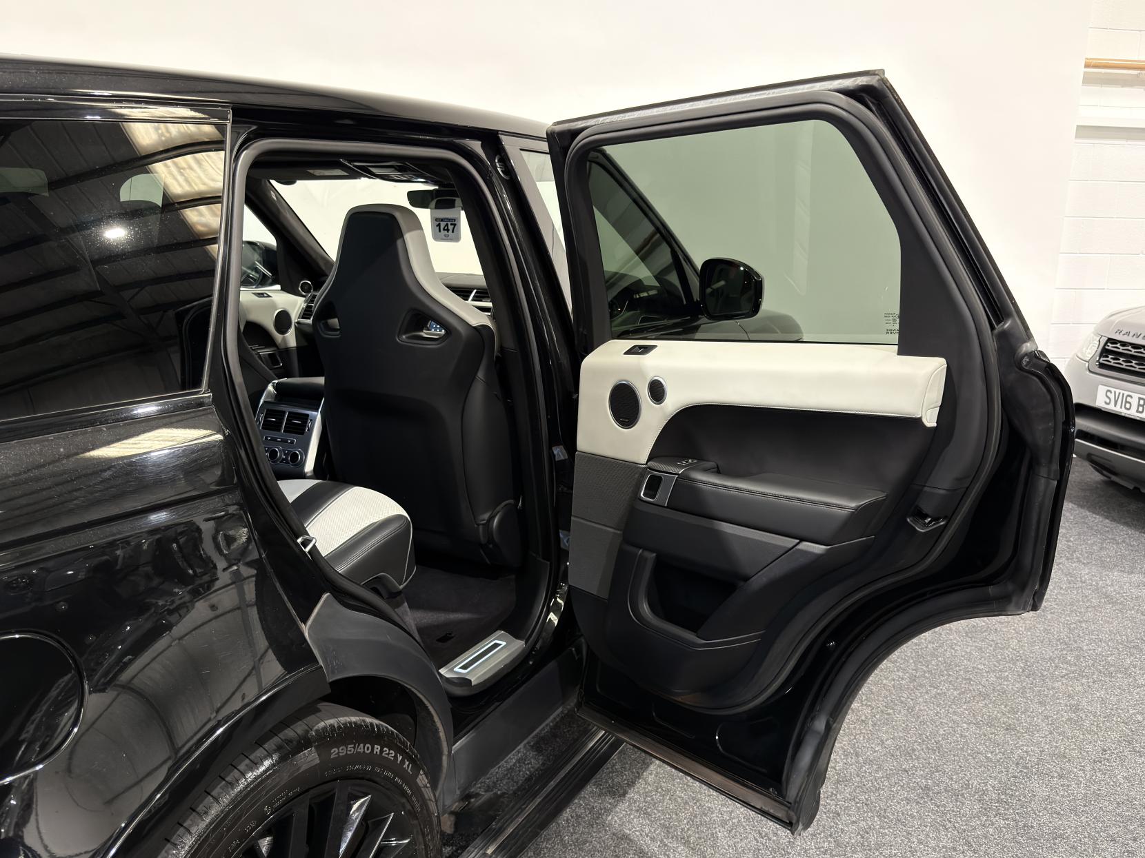 Land Rover Range Rover Sport 5.0 V8 SVR SUV 5dr Petrol Auto 4WD Euro 6 (s/s) (550 ps)
