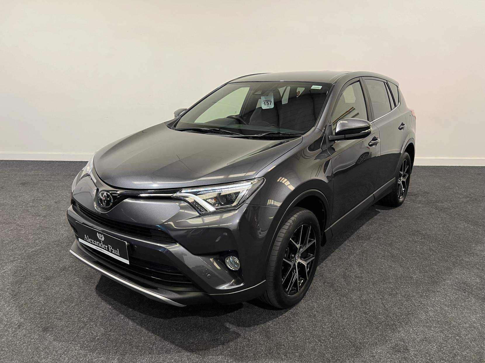 Toyota RAV4 2.0 D-4D Icon SUV 5dr Diesel Manual Euro 6 (s/s) (Safety Sense, Nav) (143 ps)