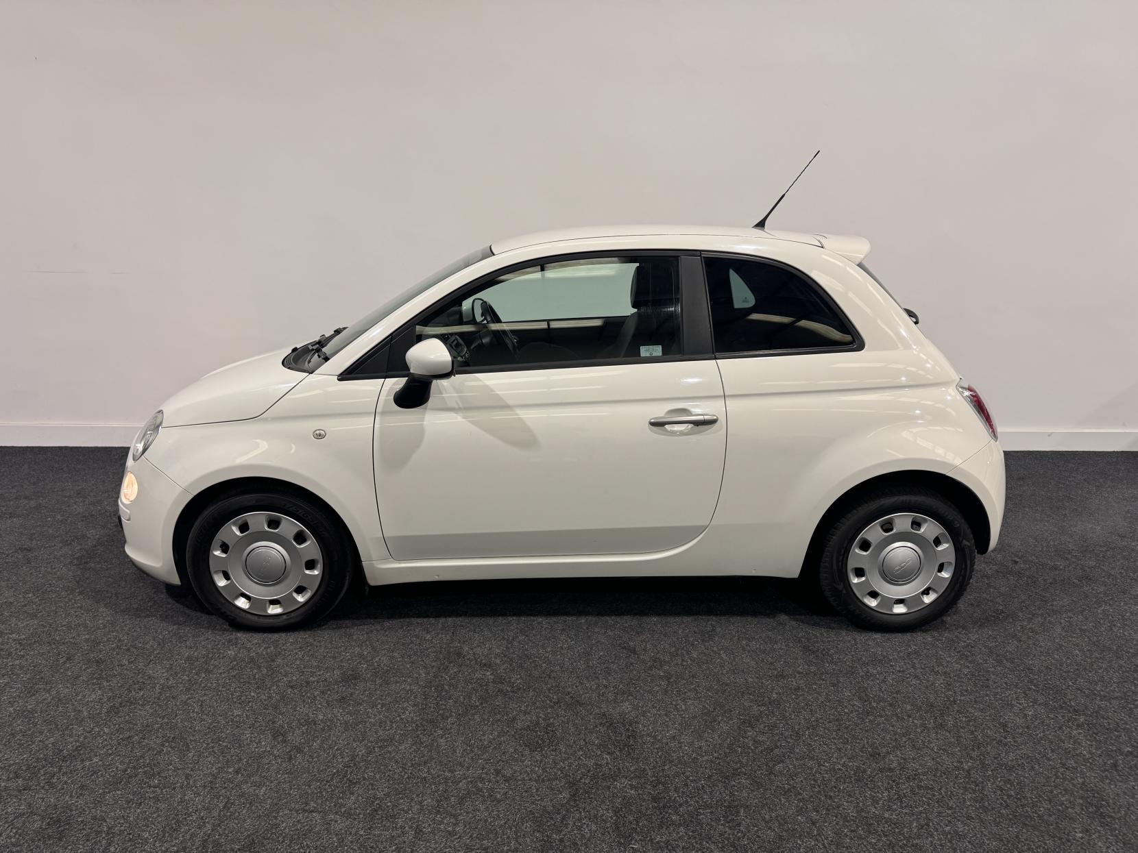 Fiat 500 0.9 TwinAir Plus Hatchback 3dr Petrol Manual Euro 5 (s/s) (85 bhp)